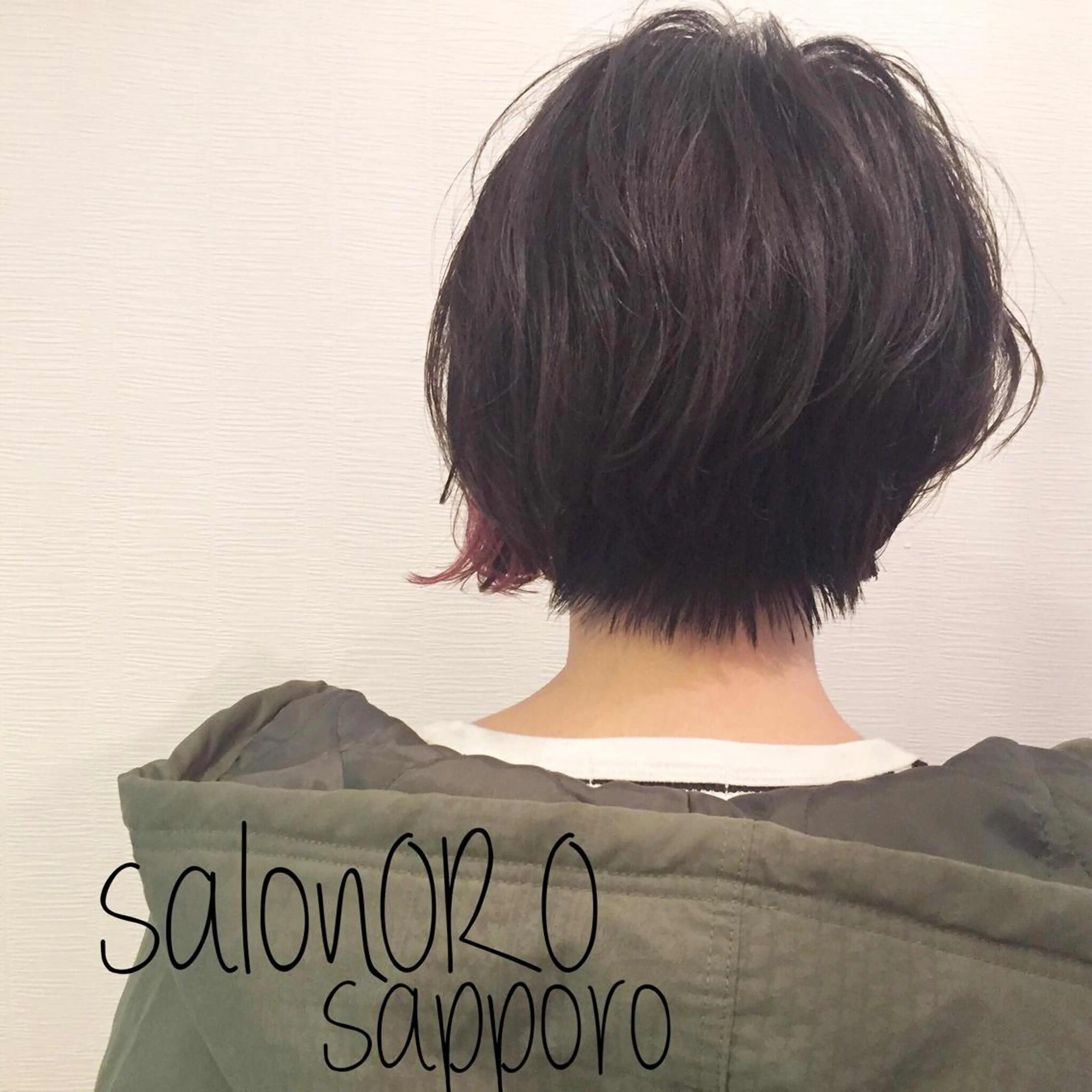 ショート カラー ブリーチ ボルドーカラー ダブルカラー ハイライトカラー インナーカラー カット ヘアカラー トリートメント toiro by lien hair atelier所属・池田 真由美のヘアスタイル