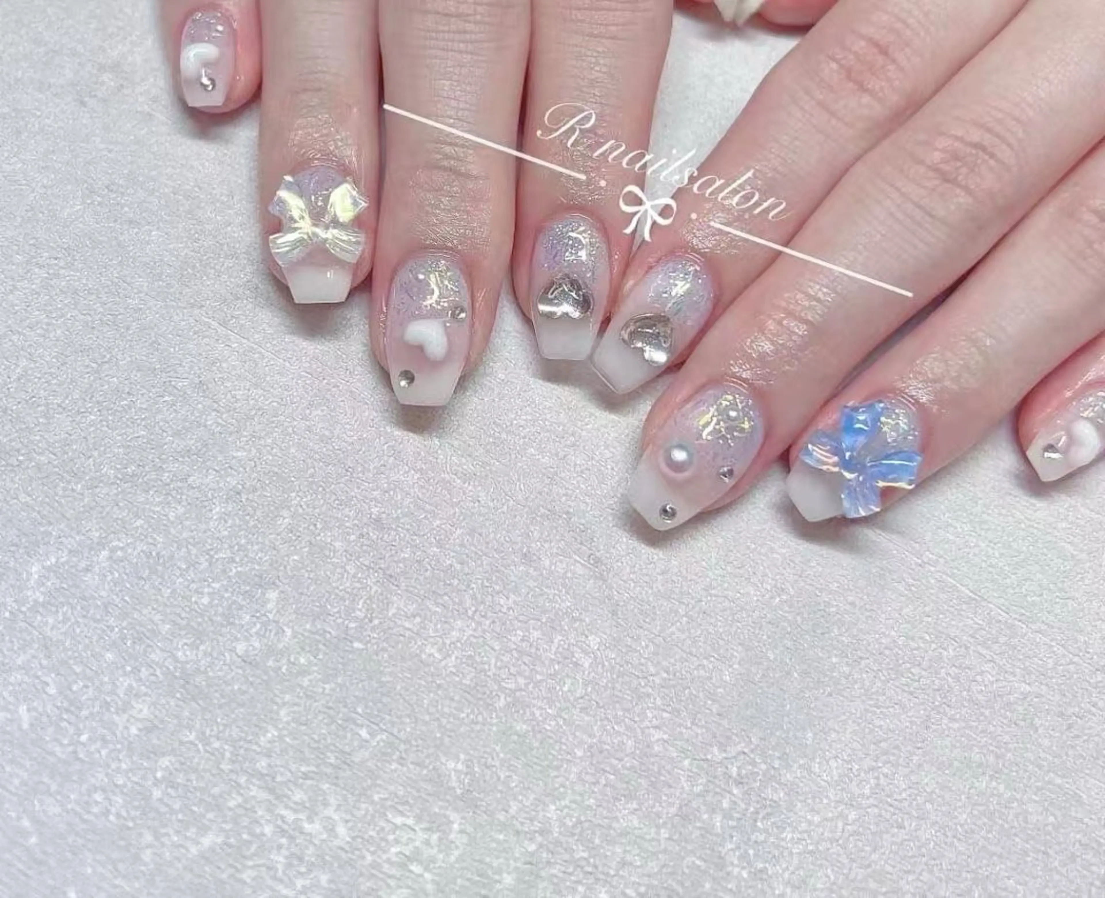 セミロング ハンドネイル R NAILSALONのネイルデザイン