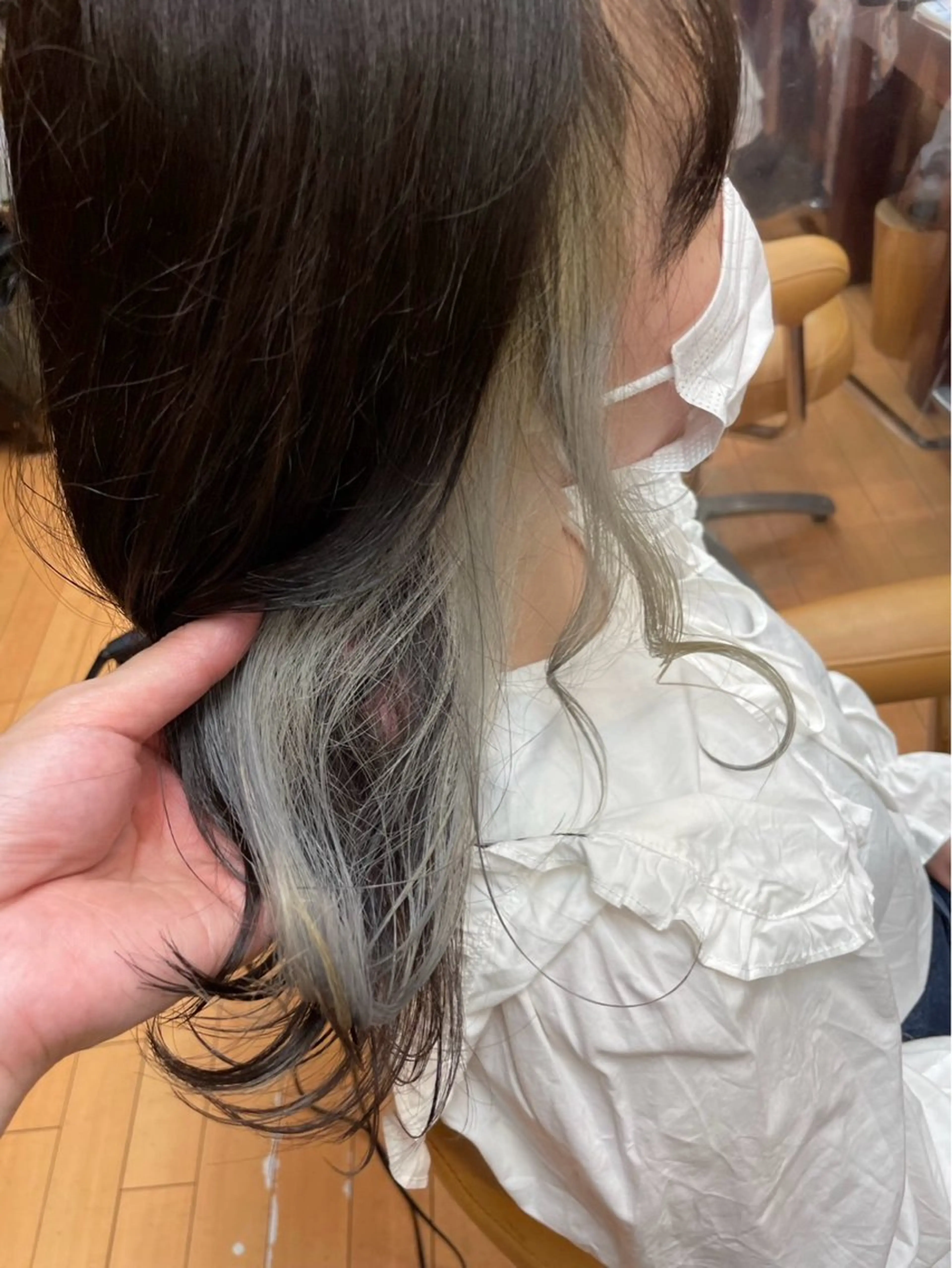 セミロング カラー 🌈派手ハイトーン 🌈平山のヘアスタイル