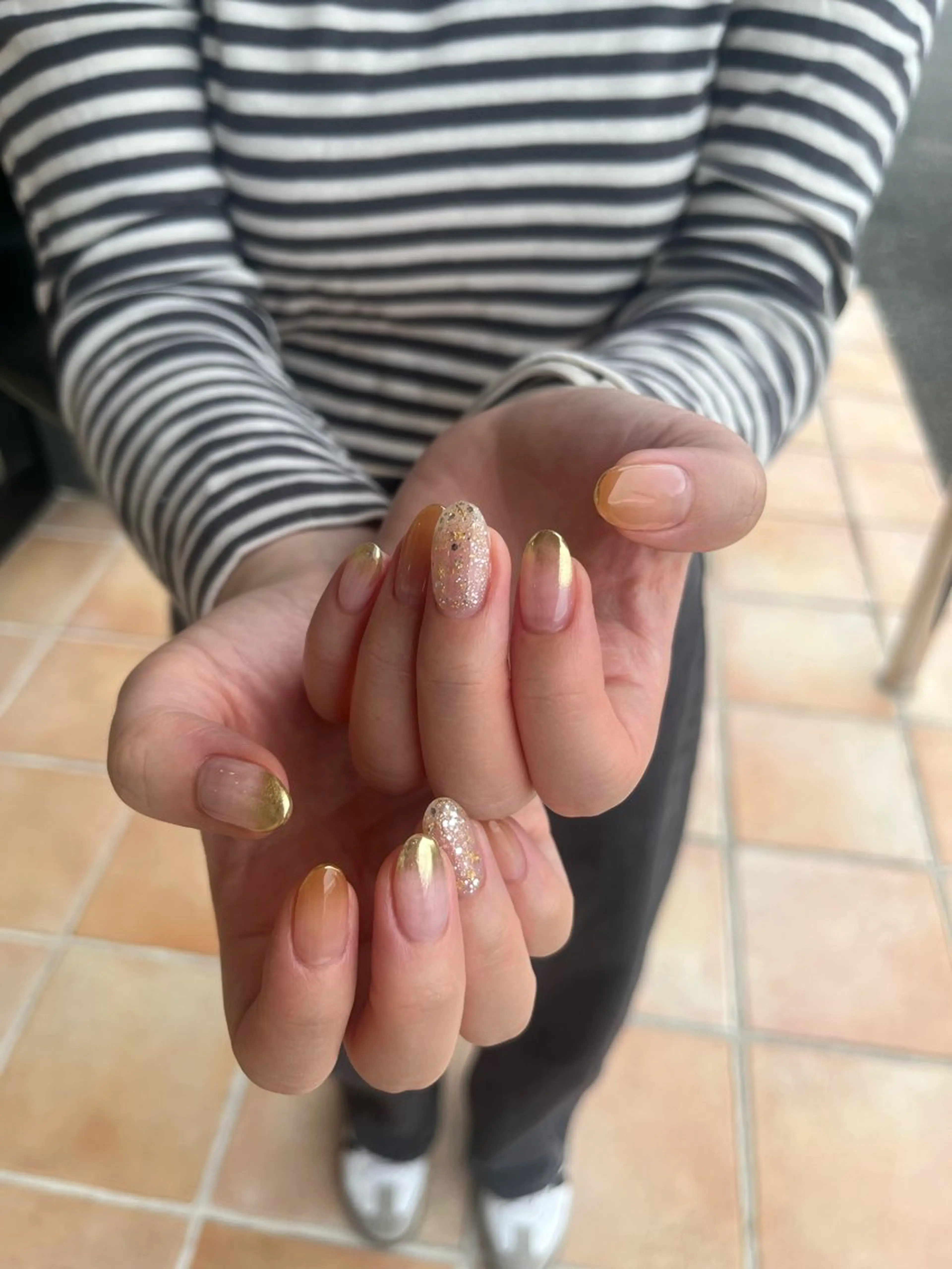 ネイル ニュアンスネイル シンプルネイル 🎀Earth chihiro🤍のネイルデザイン