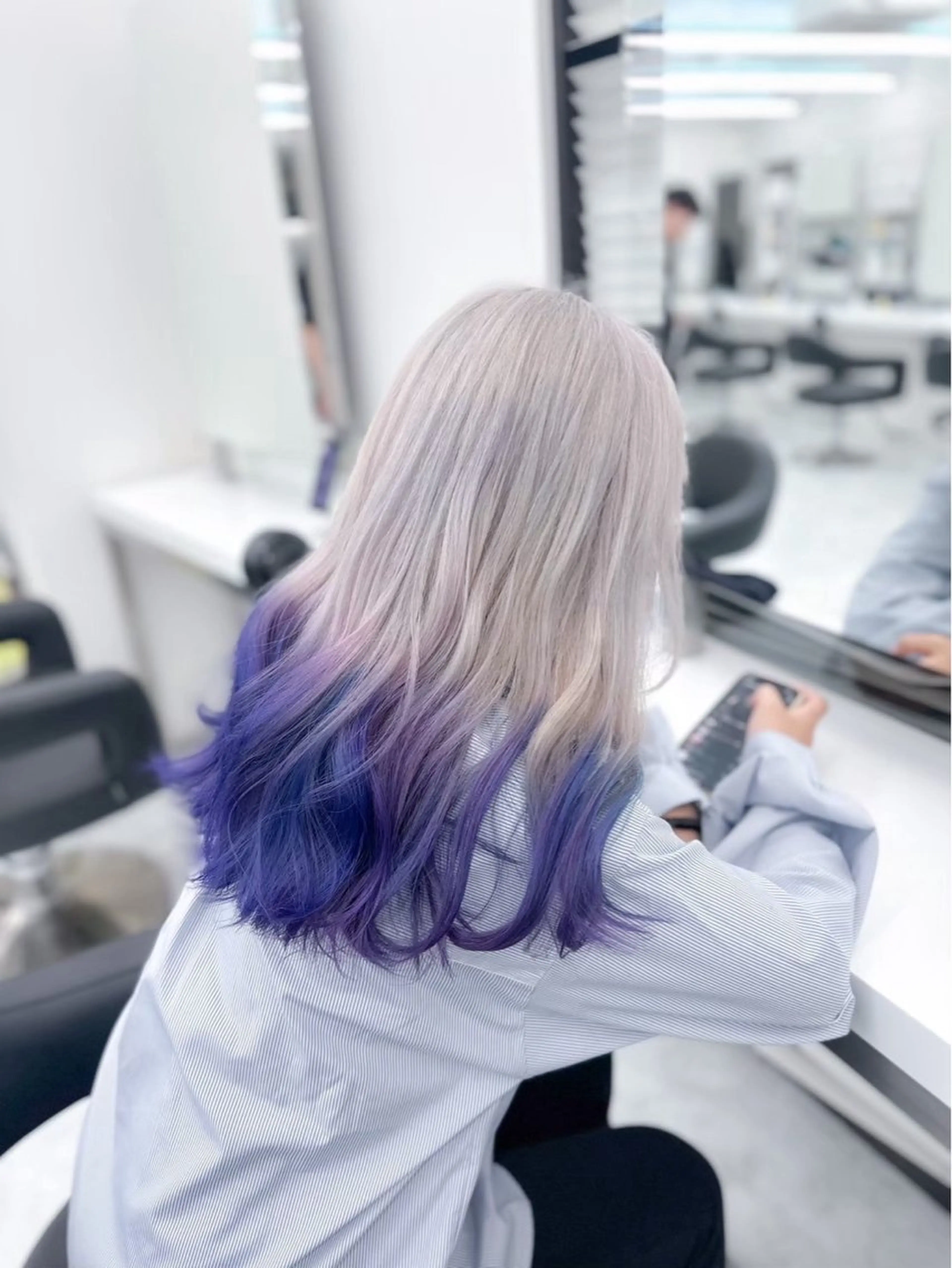 カラー ユイ☆ハイトーン ☆ブリーチデザインのヘアスタイル