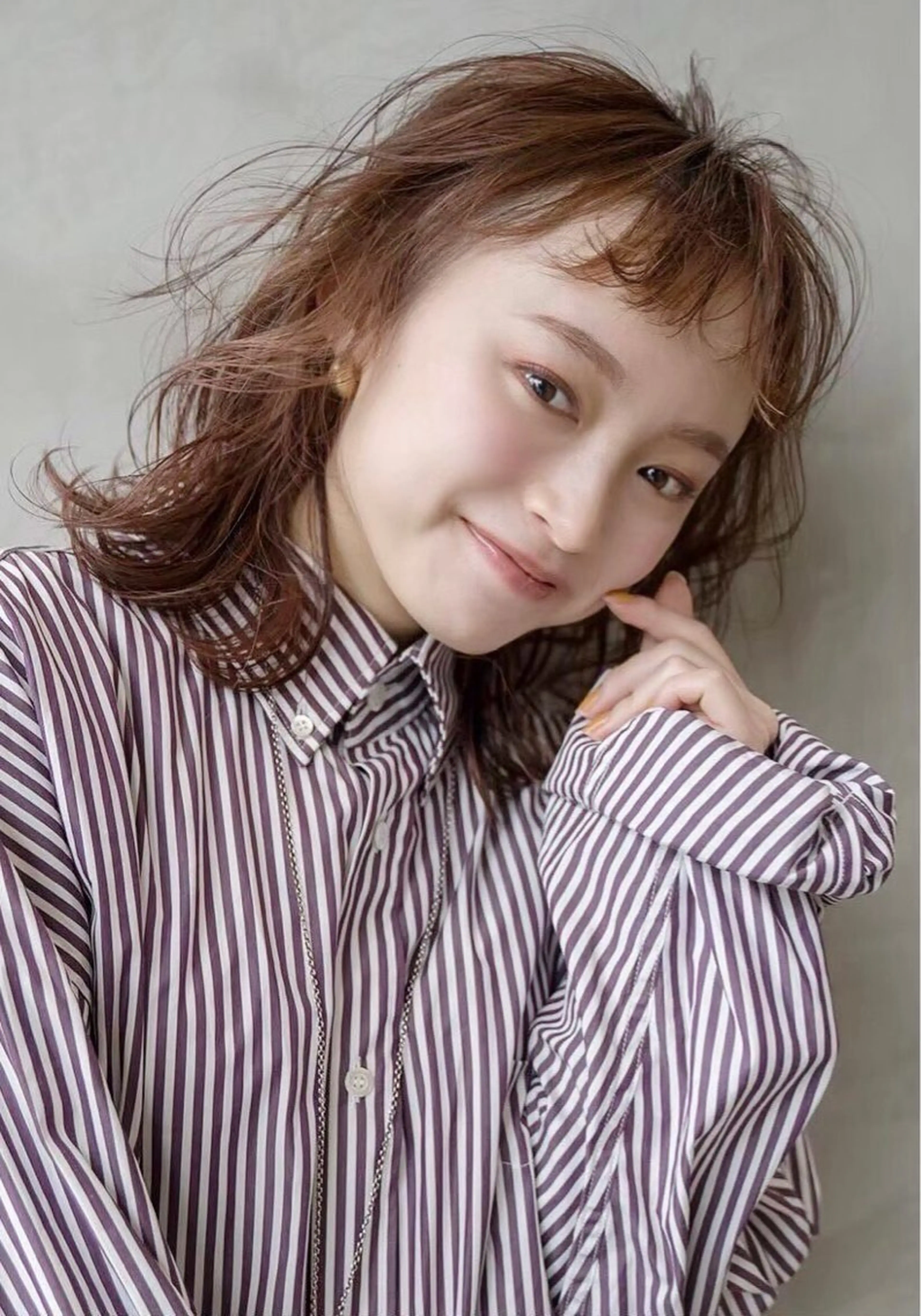 セミロング カラー MISAKI🪐 縮毛矯正のヘアスタイル