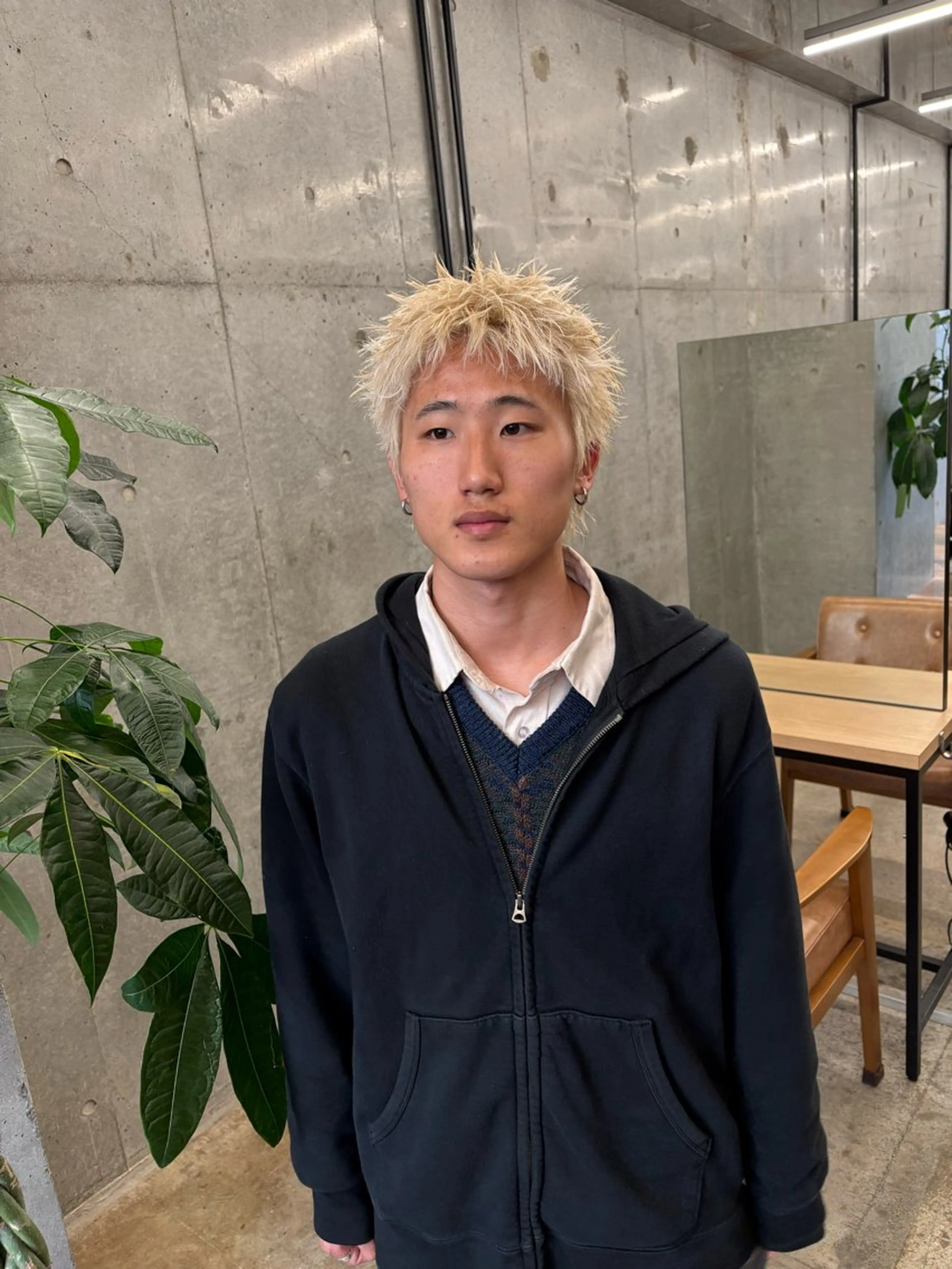 ショート カラー メンズ カット ヘアカラー 《メンズ支持NO.1 ×艶ブラウン》ソウタのヘアスタイル