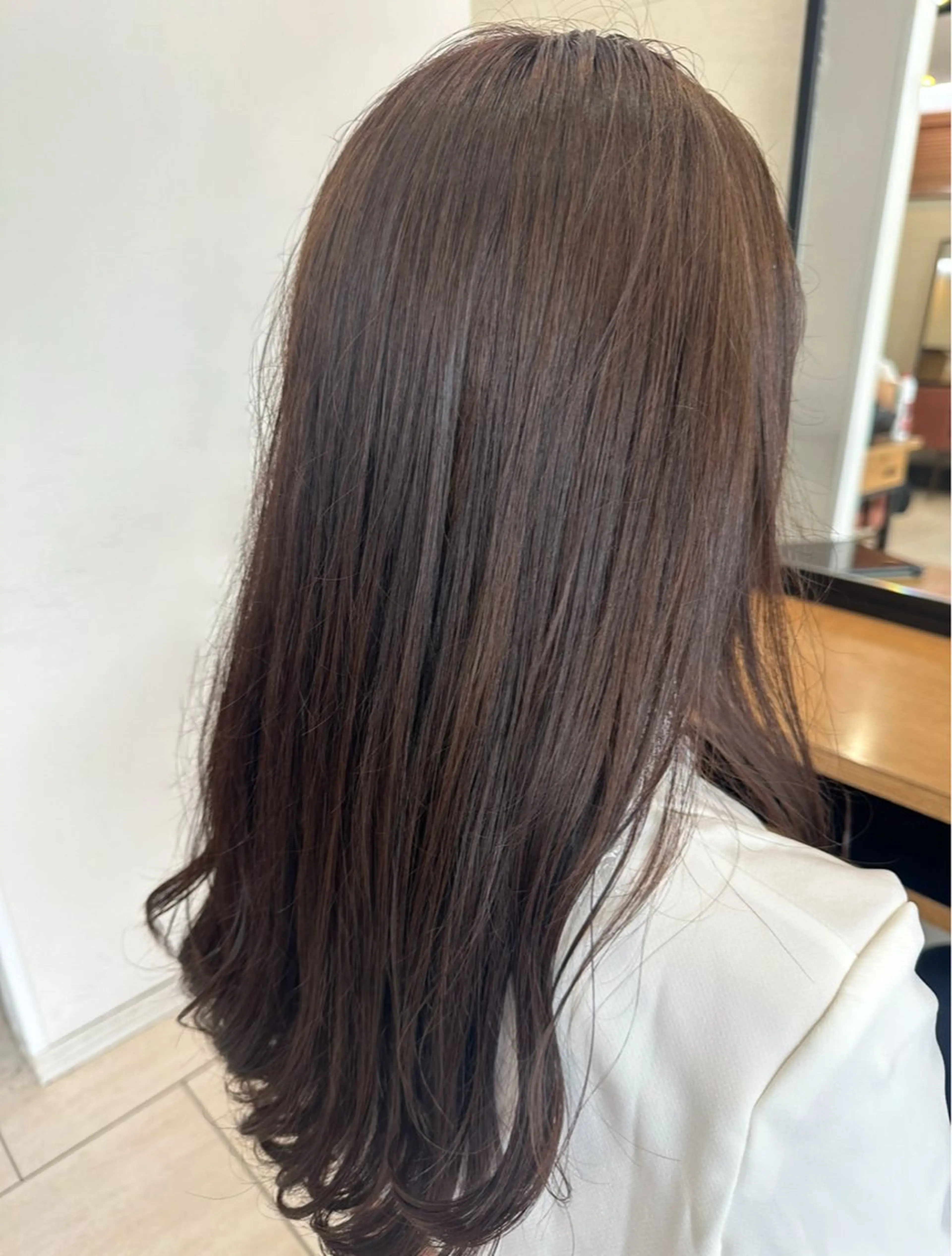 セミロング カラー 透明感カラー ヘアカラー トリートメント フェザーパーマ/ 縮毛矯正/げんのヘアスタイル