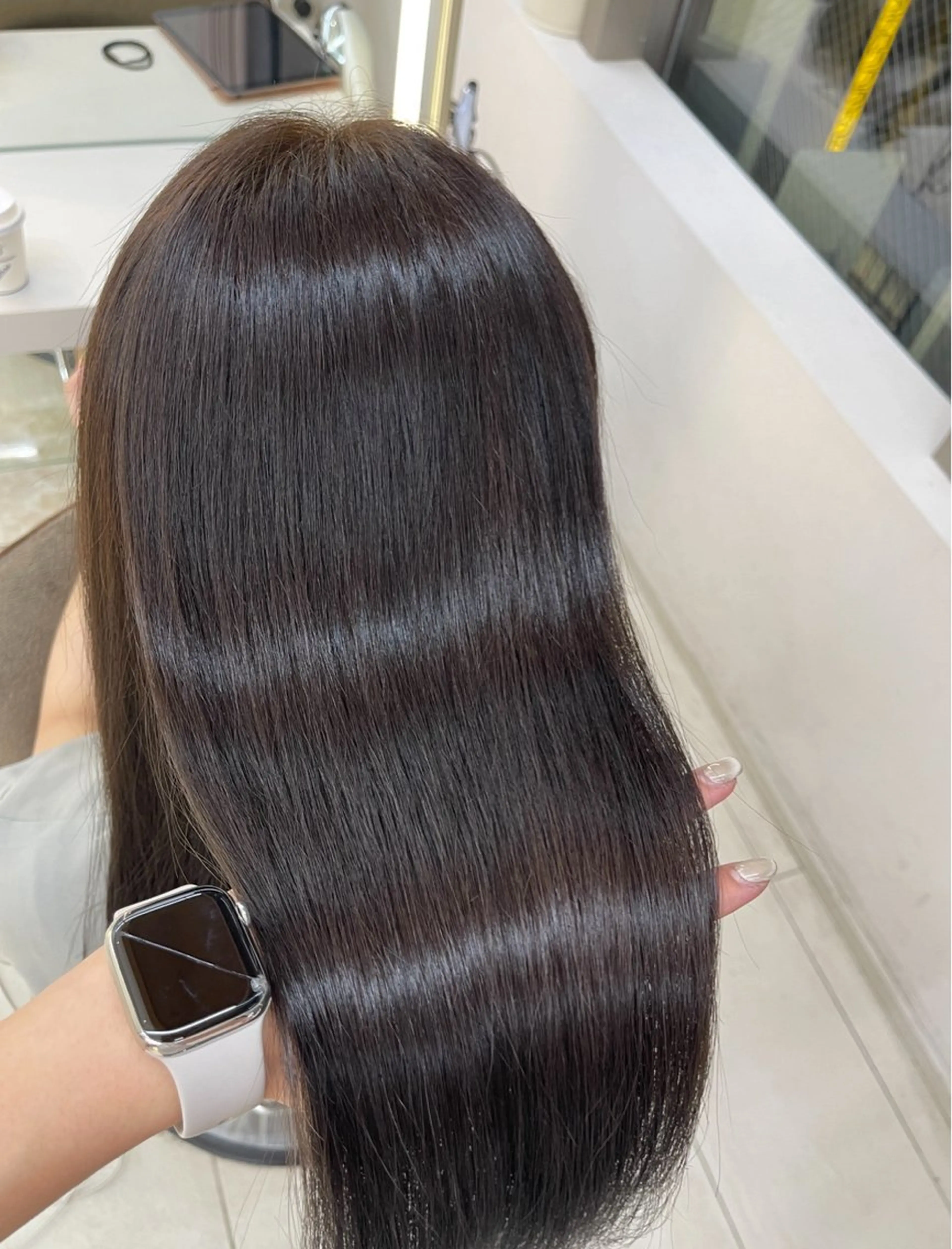 ロング カラー Hina🤎ベージュ 、グレージュ🤎のヘアスタイル