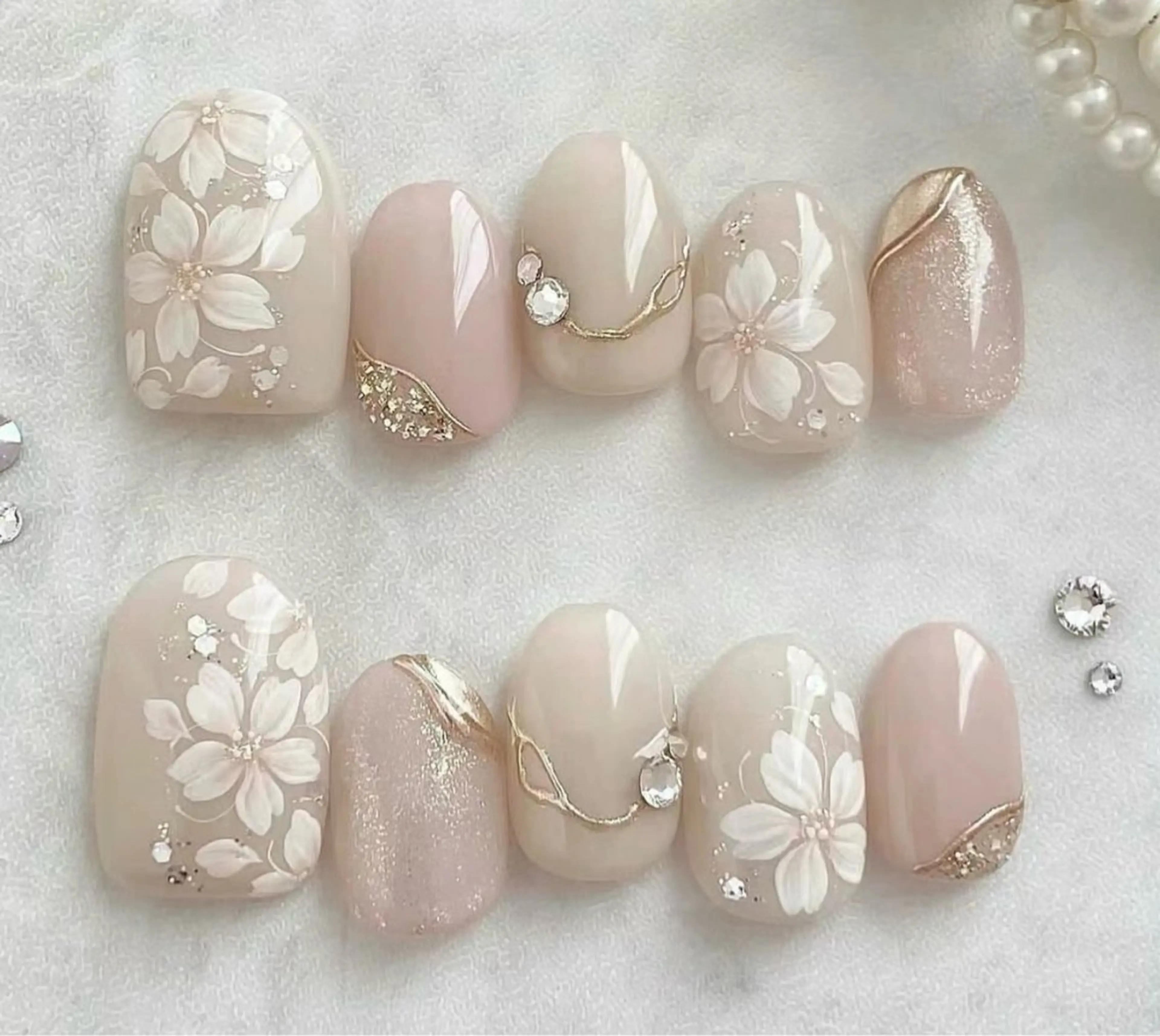 ネイル アートネイル キラキラネイル 韓国ネイル 水色 ロングネイル NailDemure 【銀座店】のネイルデザイン