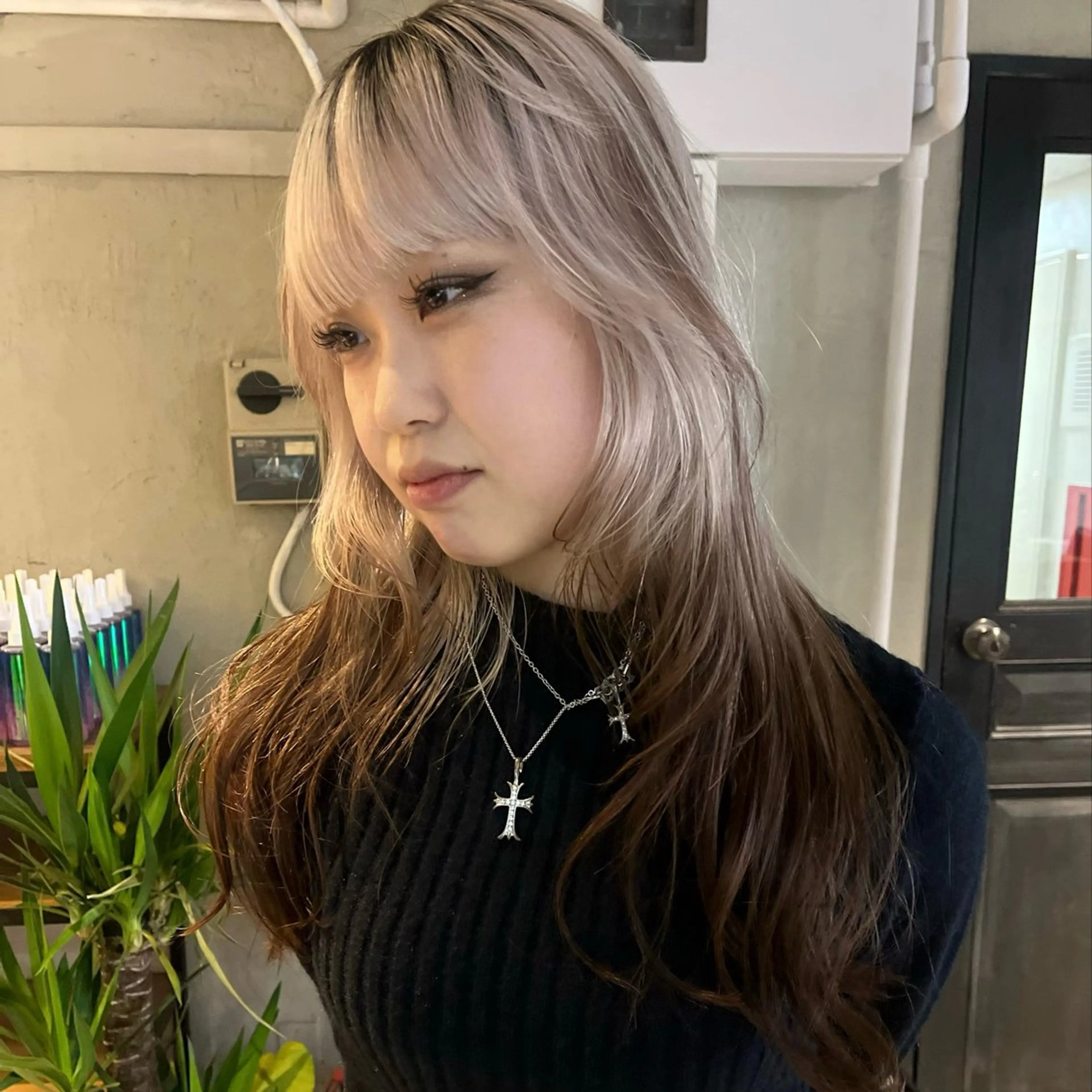 ロング カラー ヘアカラー トリートメント ボブハイトーン🦖 デザインMAMIのヘアスタイル