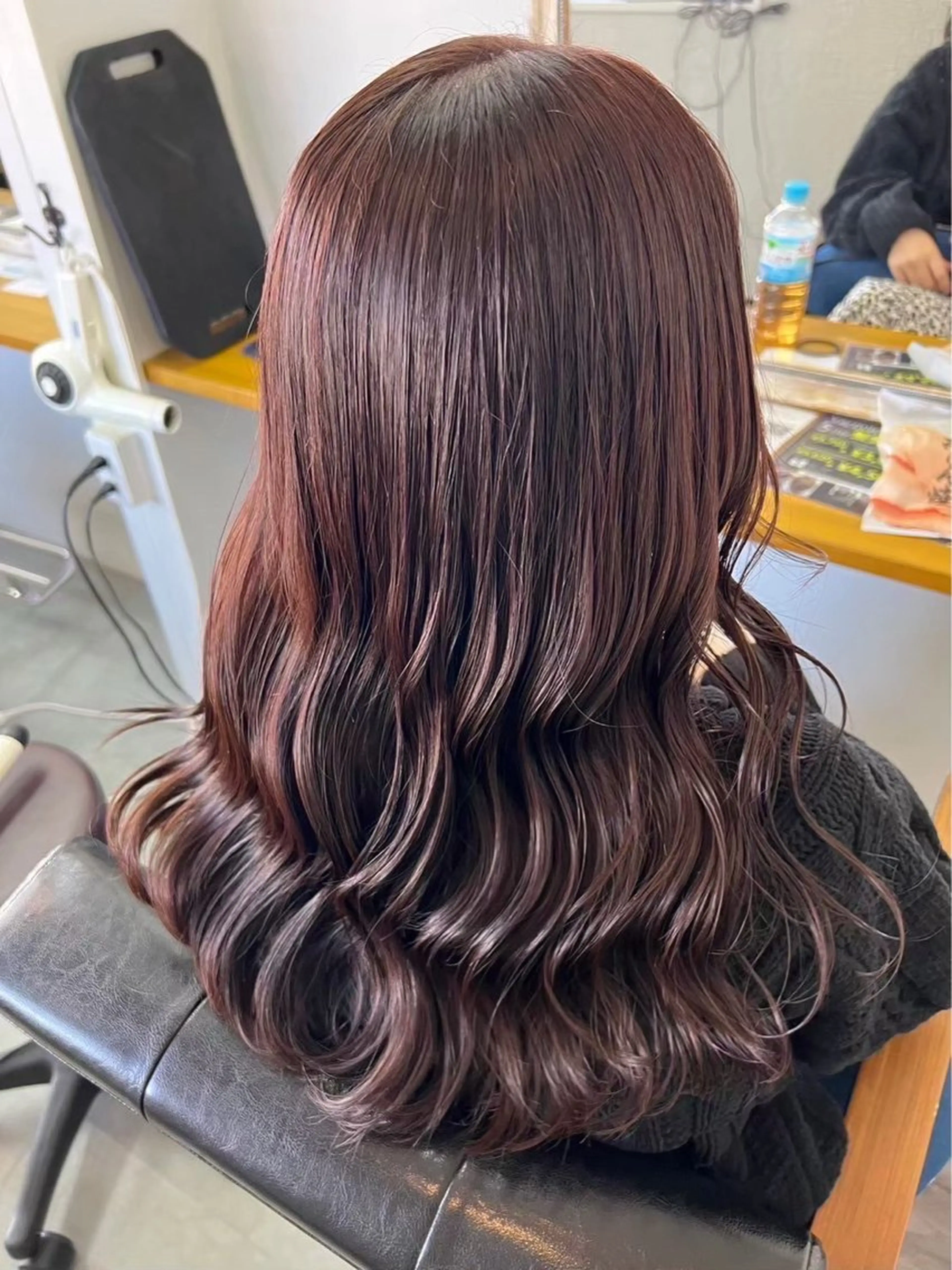 ロング カラー 🩶rise THREE(A)🩶のヘアスタイル