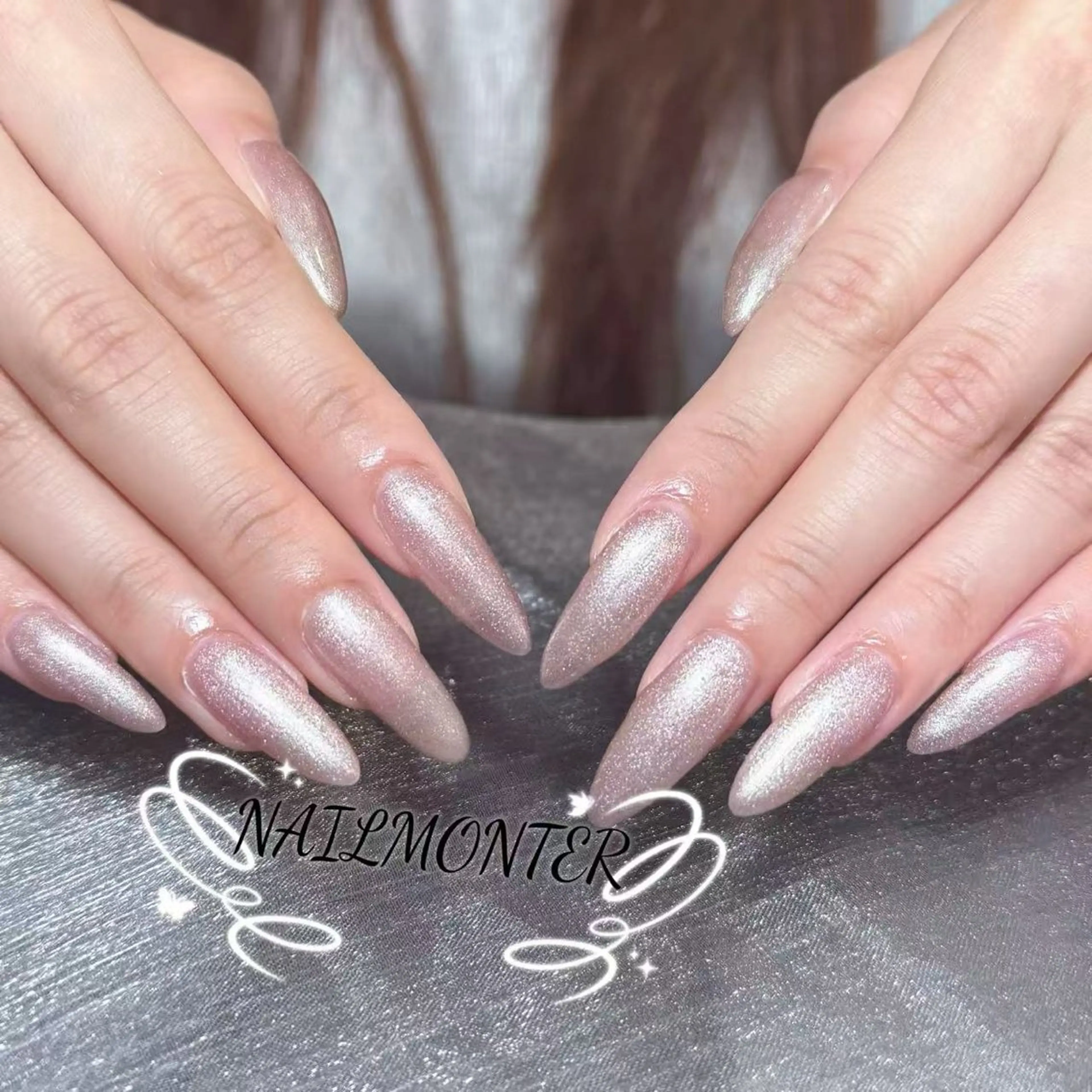 ネイル アートネイル オーロラネイル ガーリー キラキラネイル 韓国ネイル ハンドネイル ハンドケア Nail Monsterのネイルデザイン
