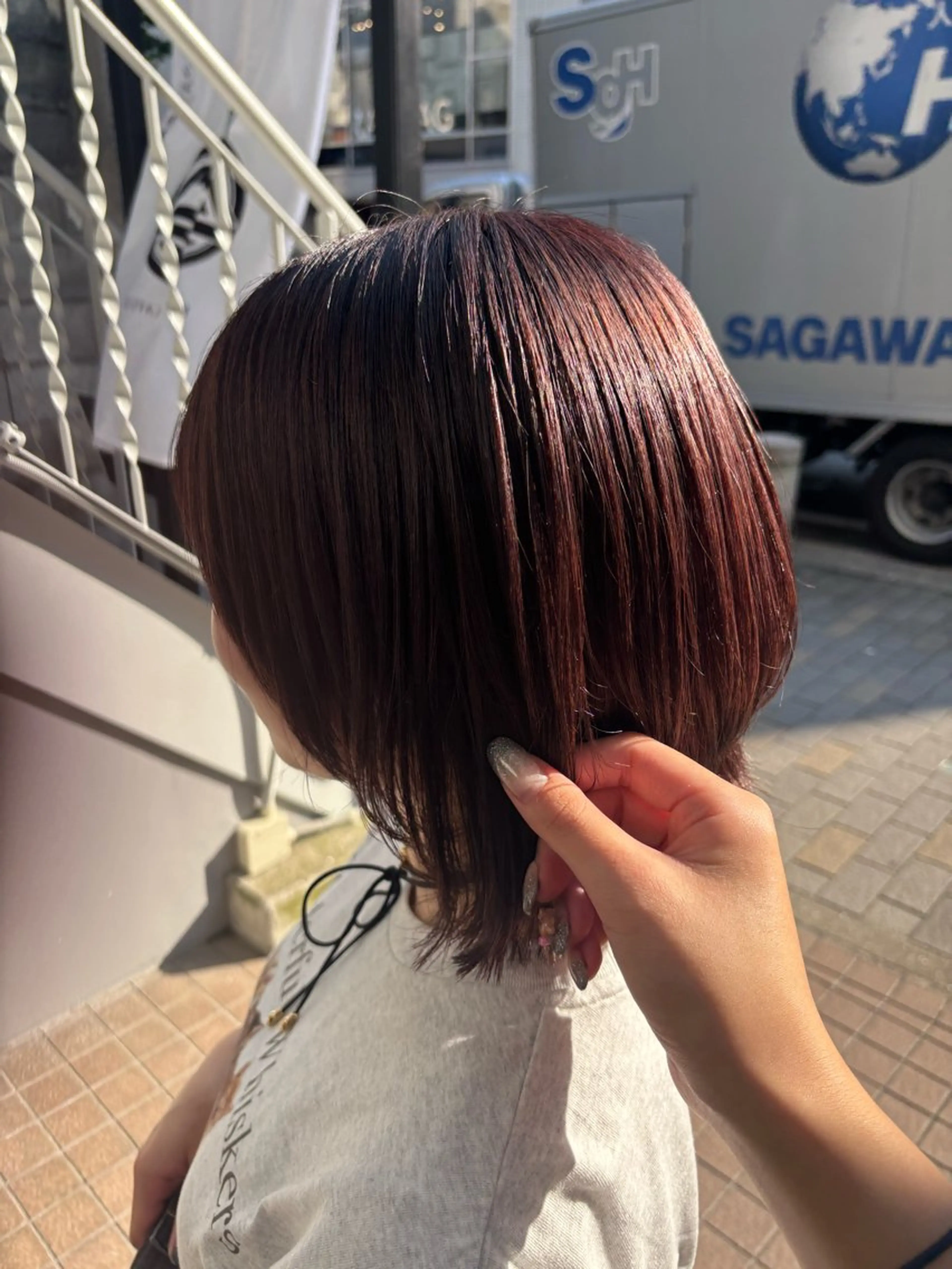 ミディアム カラー ウルフカット 石原 望来のヘアスタイル
