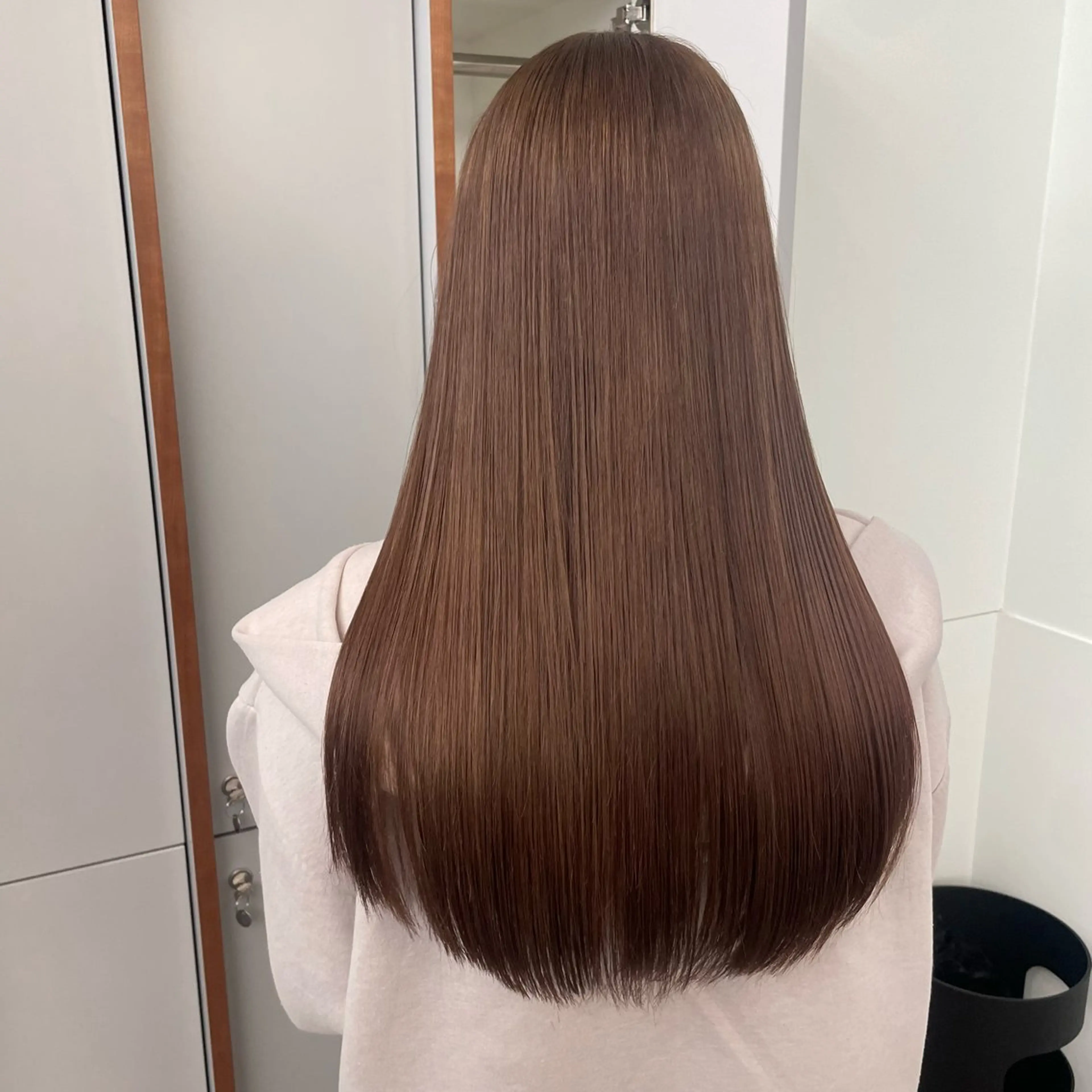 ロング カラー ベージュカラー ブリーチ 透明感カラー ダブルカラー シアーベージュ ヘアカラー トリートメント ブリーチ/レイヤー 🌻Mutsumiのヘアスタイル