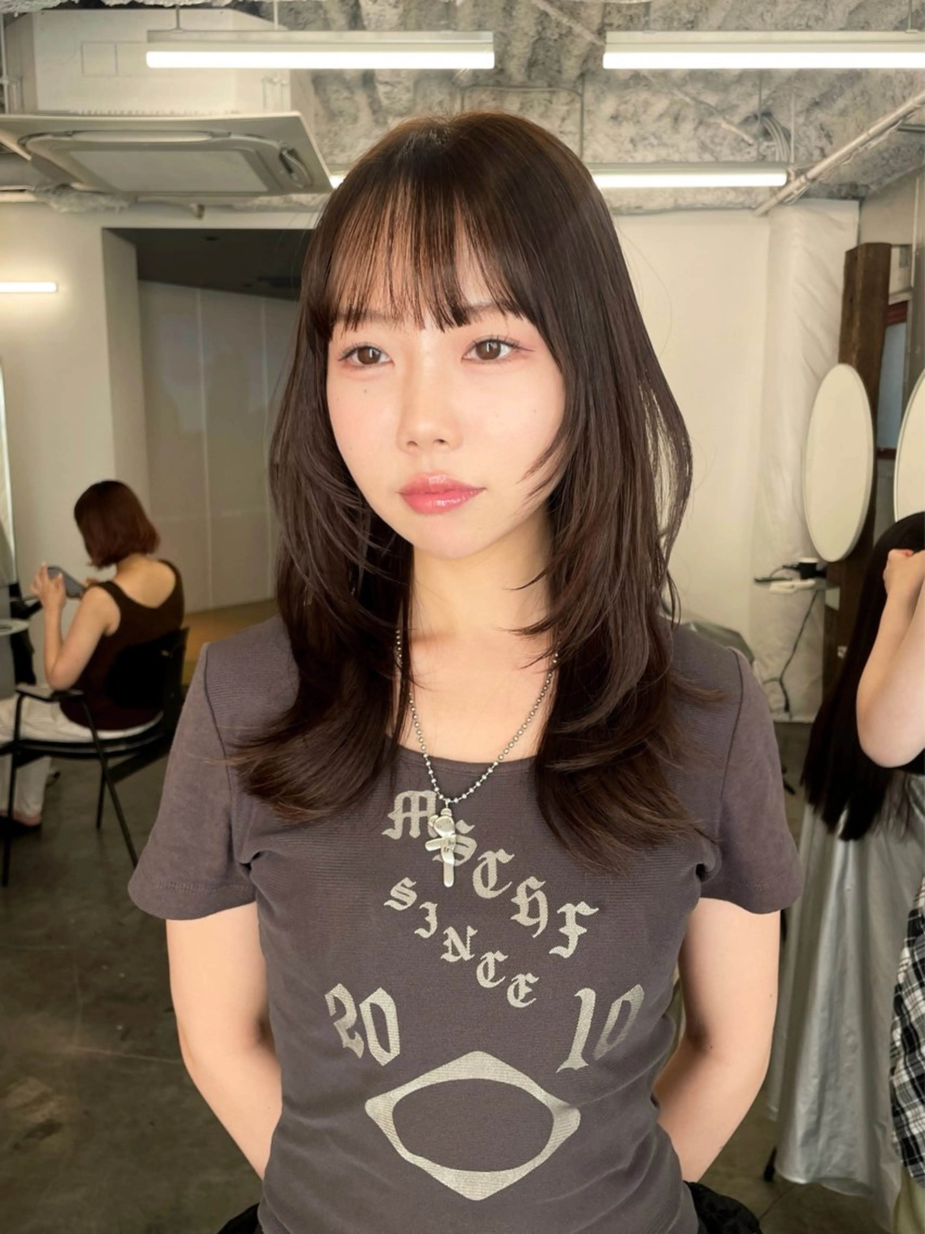 ミディアム 顔周りカット レイヤーカット ハッシュカット/ 韓国ヘア☽⋰mahoのヘアスタイル