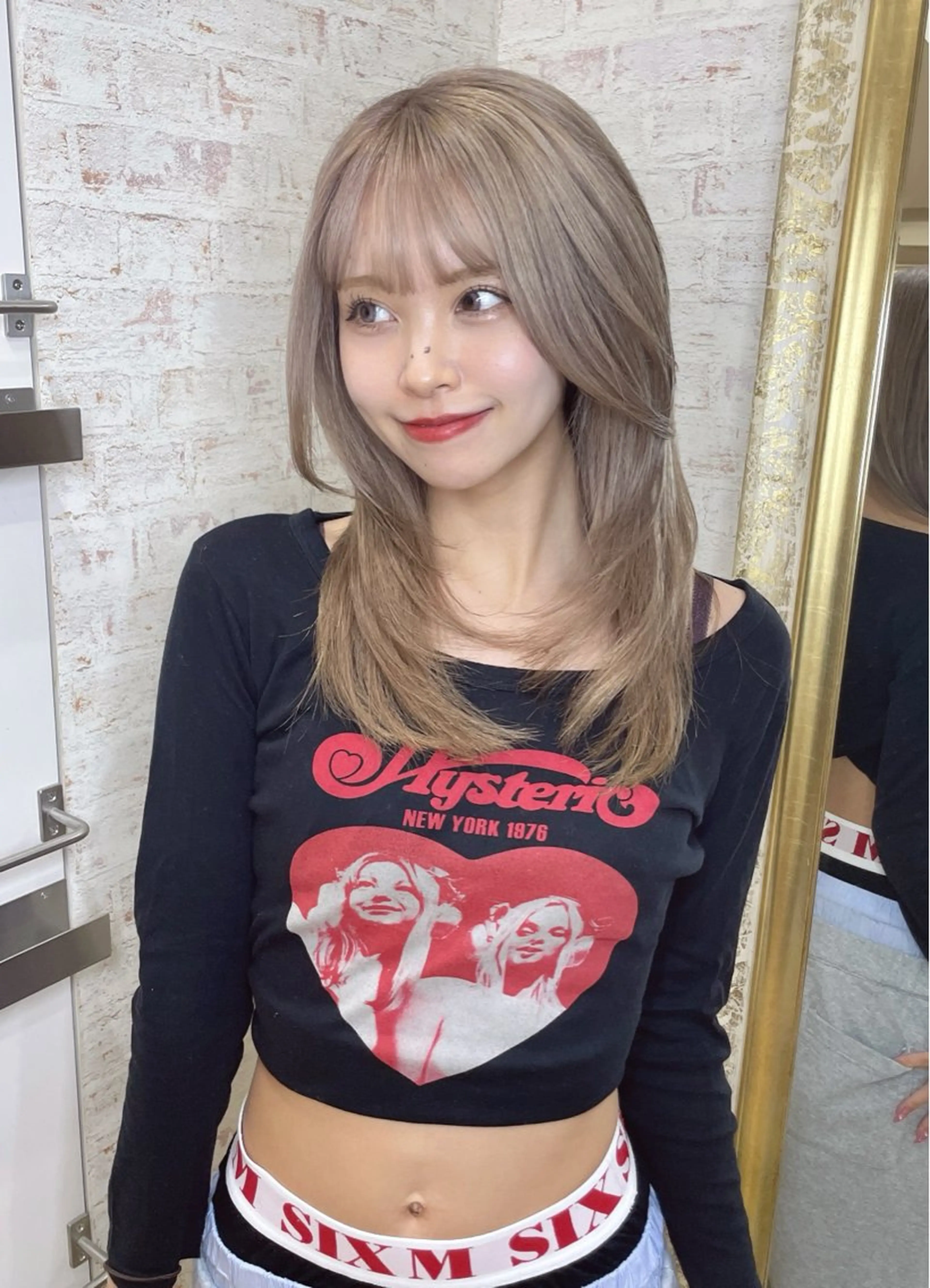 セミロング カラー ベージュカラー ヘーゼル ミルクティーベージュ レイヤーカット ヘアカラー matiz マティス　表参道所属・💙アンブレラカラー 髪質改善　丸尾】のヘアスタイル