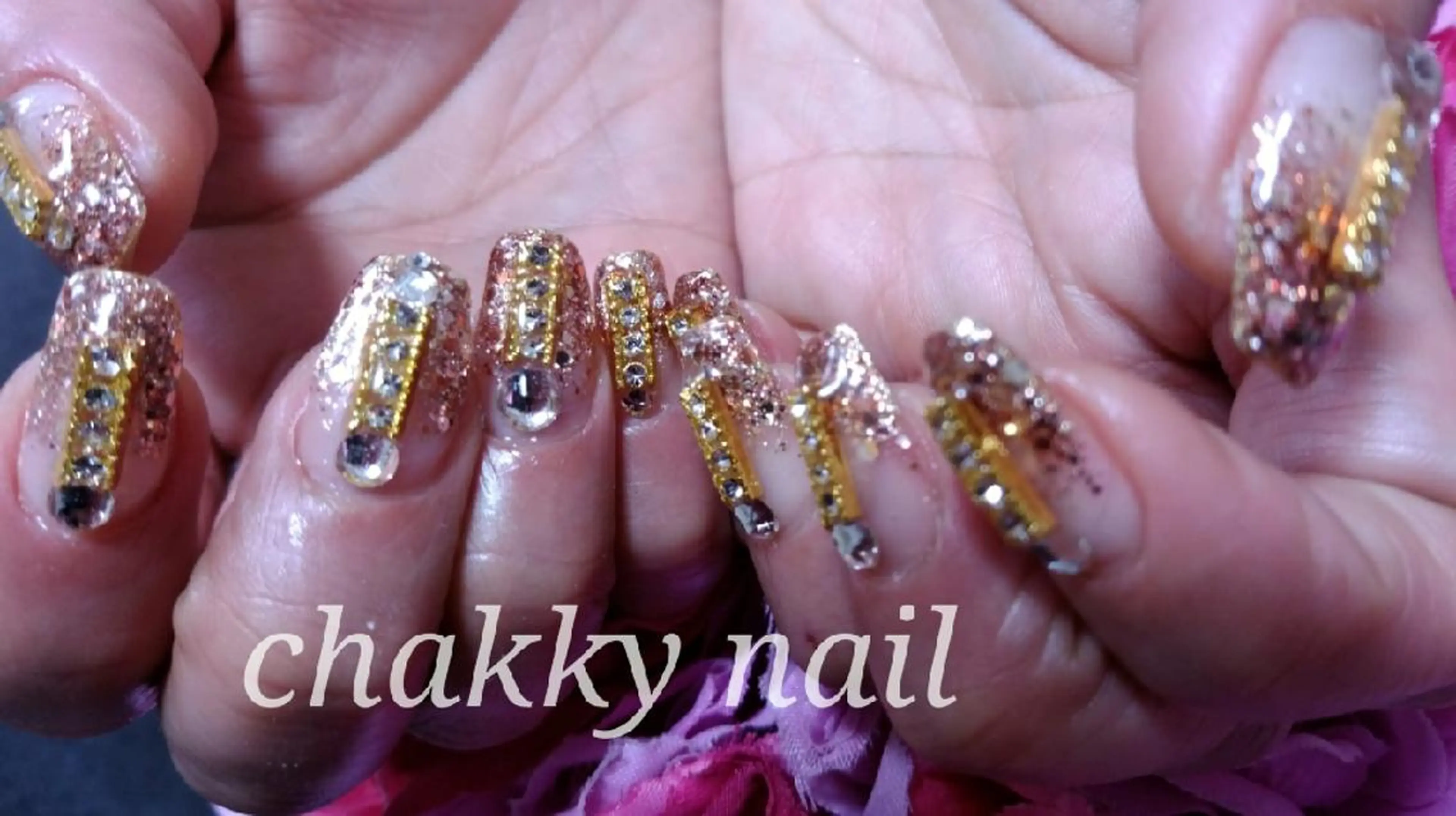 ネイル ゴージャス chakky nailsのネイルデザイン