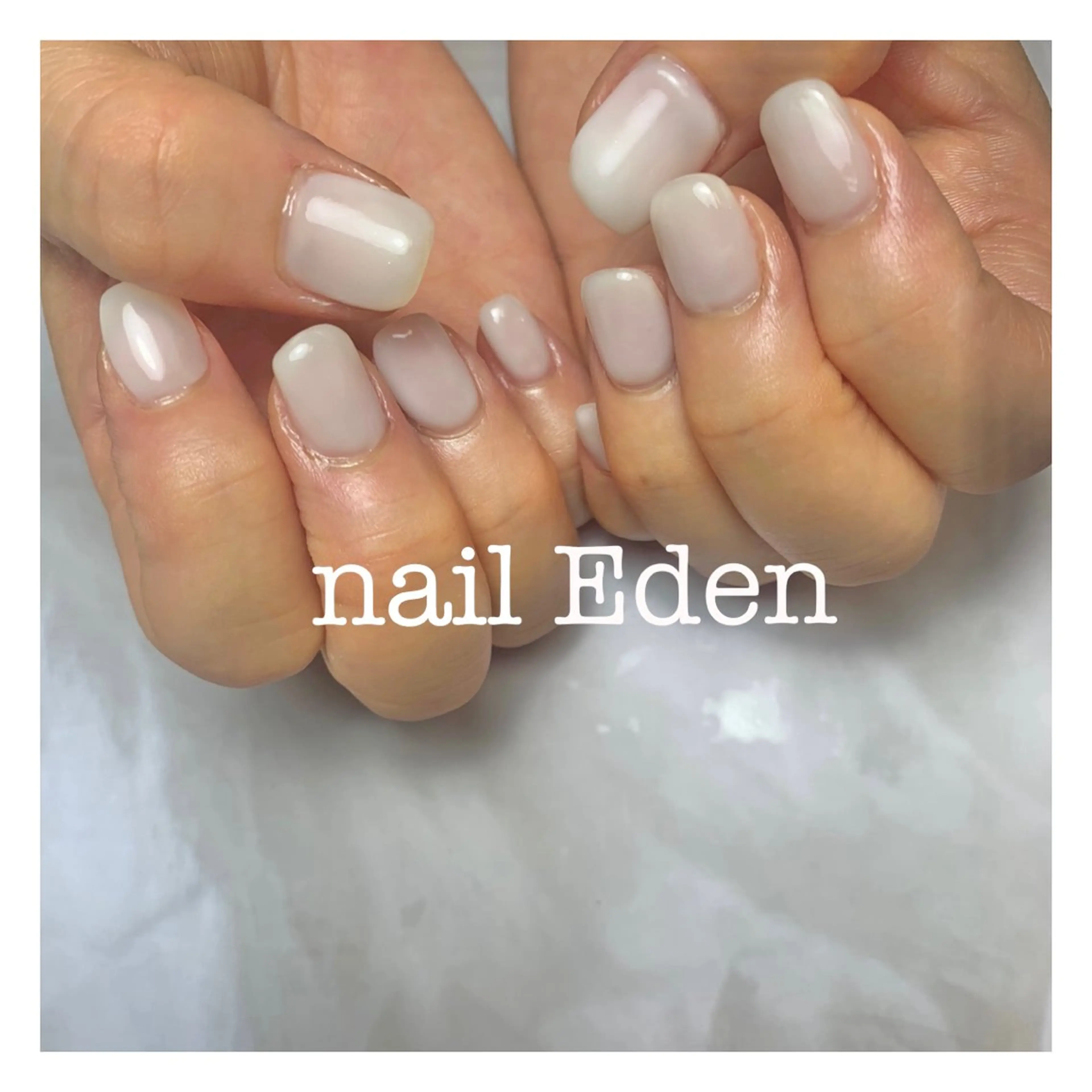 ネイル クリアネイル シンプルネイル ホワイト ハンドネイル ハンドケア Eden　private nail saron所属・Eden ♾️のネイルデザイン