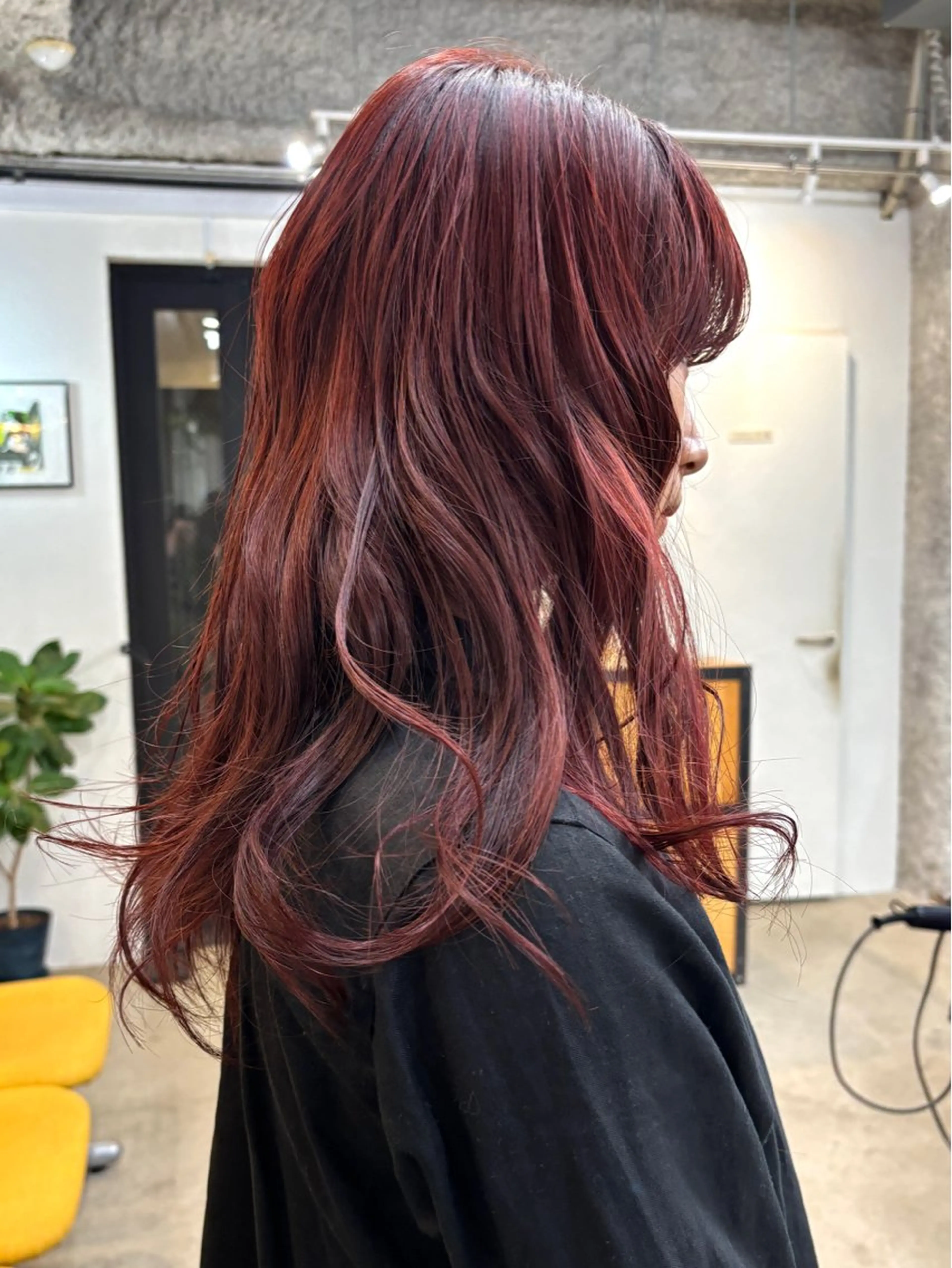 セミロング カラー ベージュカラー ブリーチ ボルドーカラー ブラウンカラー カシス ヘアカラー トリートメント 暖色カラー/天神/ ヘイマサクラのヘアスタイル