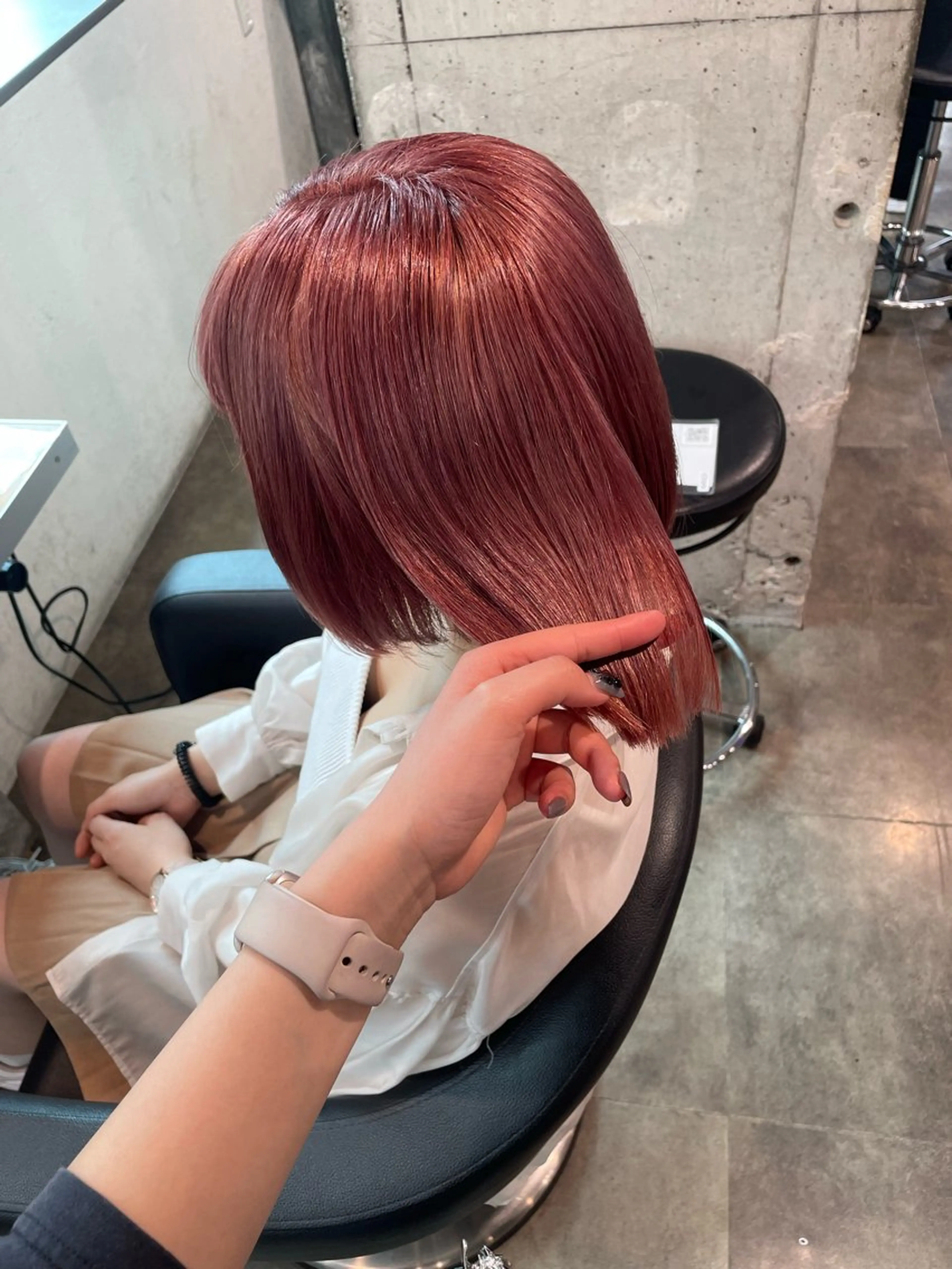 ミディアム カラー ハイトーンブロンド 横浜💞ミオのヘアスタイル