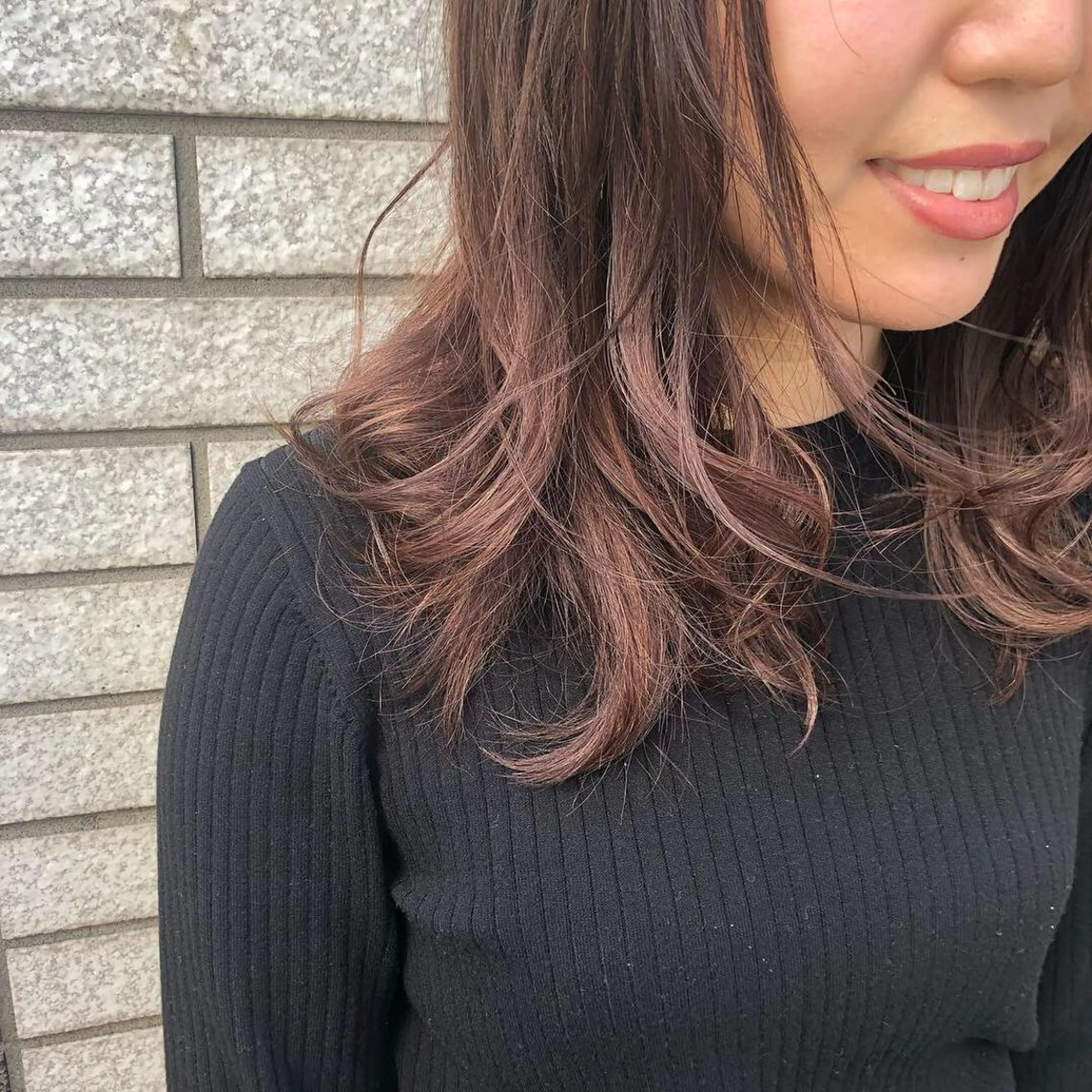 セミロング カラー ZOA classic hair所属・東 みのりのヘアスタイル