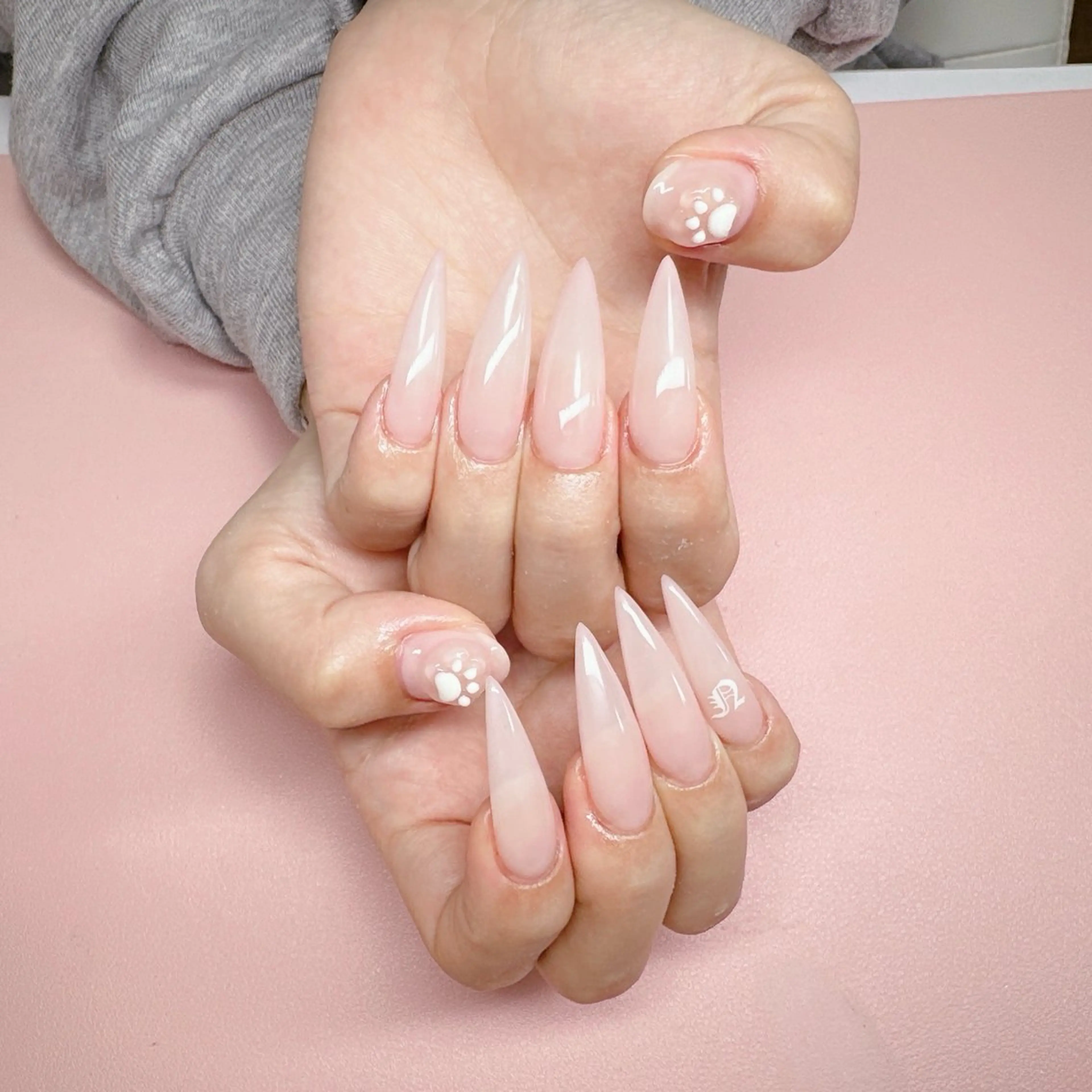 ネイル ネイルチップ Hana  NAIL所属・新宿YISInail スカルプ専門店のネイルデザイン