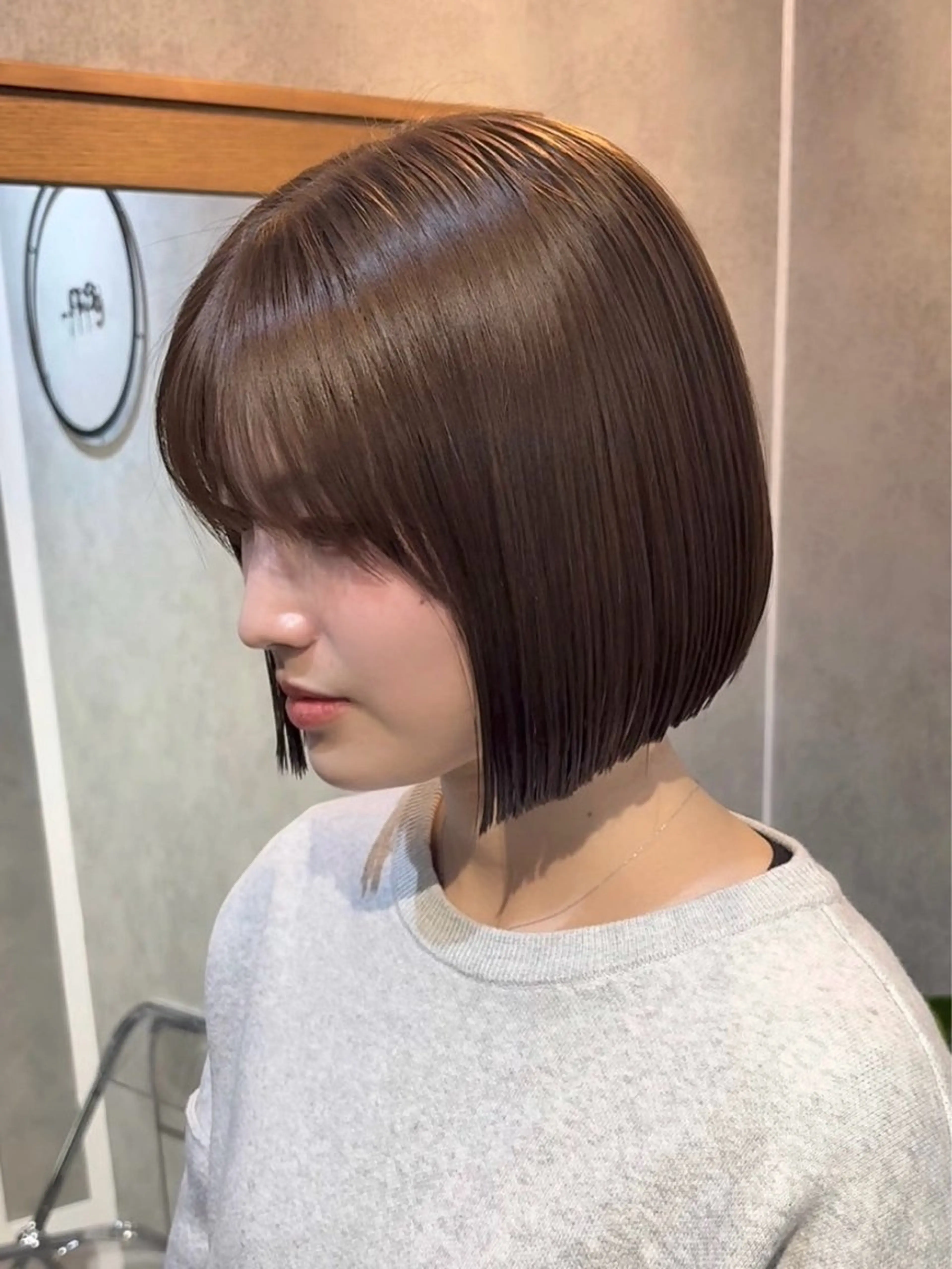 ショート カラー ベージュカラー ヘーゼル カット ヘアカラー トリートメント 赤みオフの透明感職人 /ケア重視の美髪施術のヘアスタイル