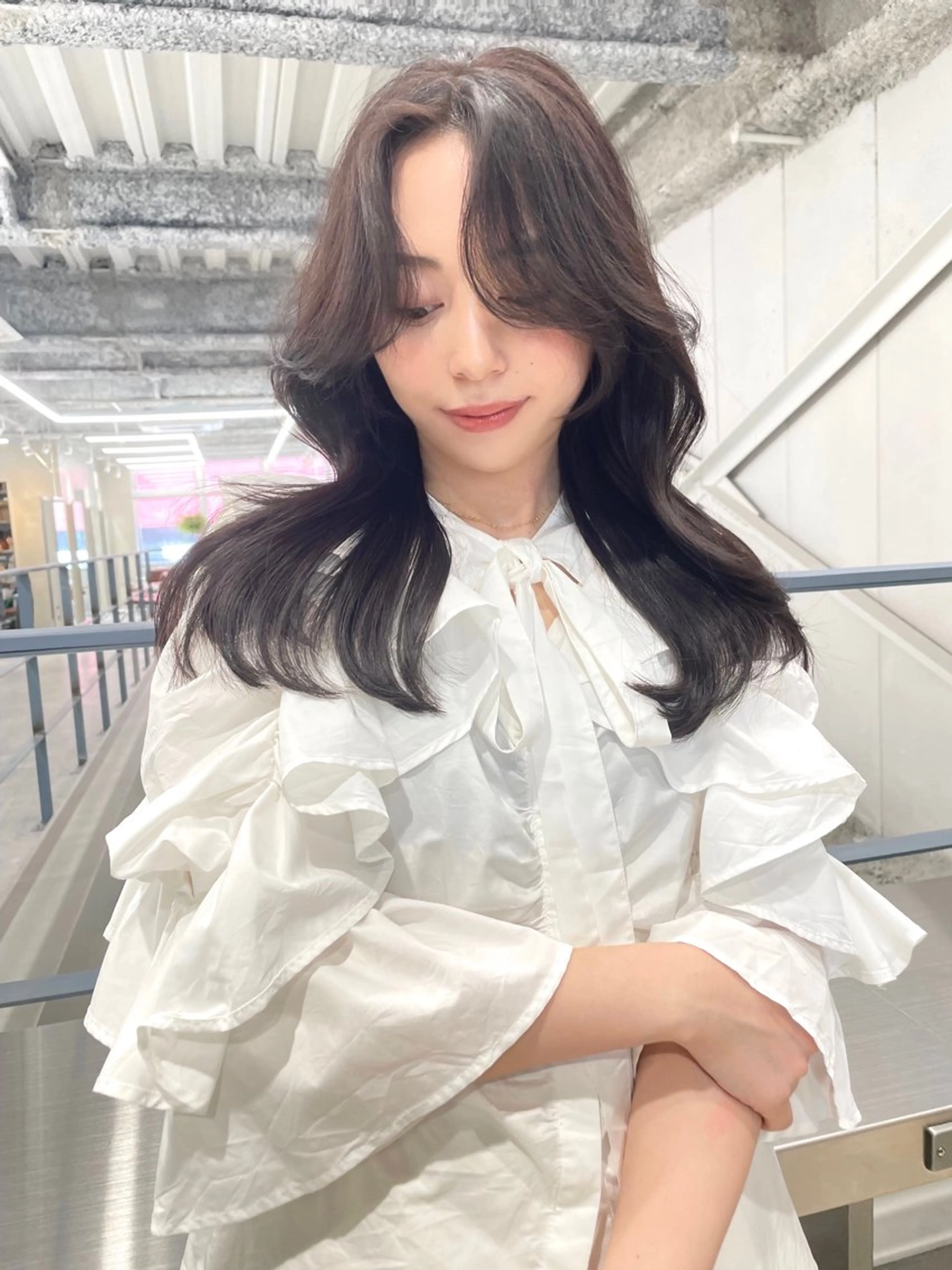セミロング カラー ヘアアレンジ 透明感カラー レイヤーカット the path shogo🌻のヘアスタイル