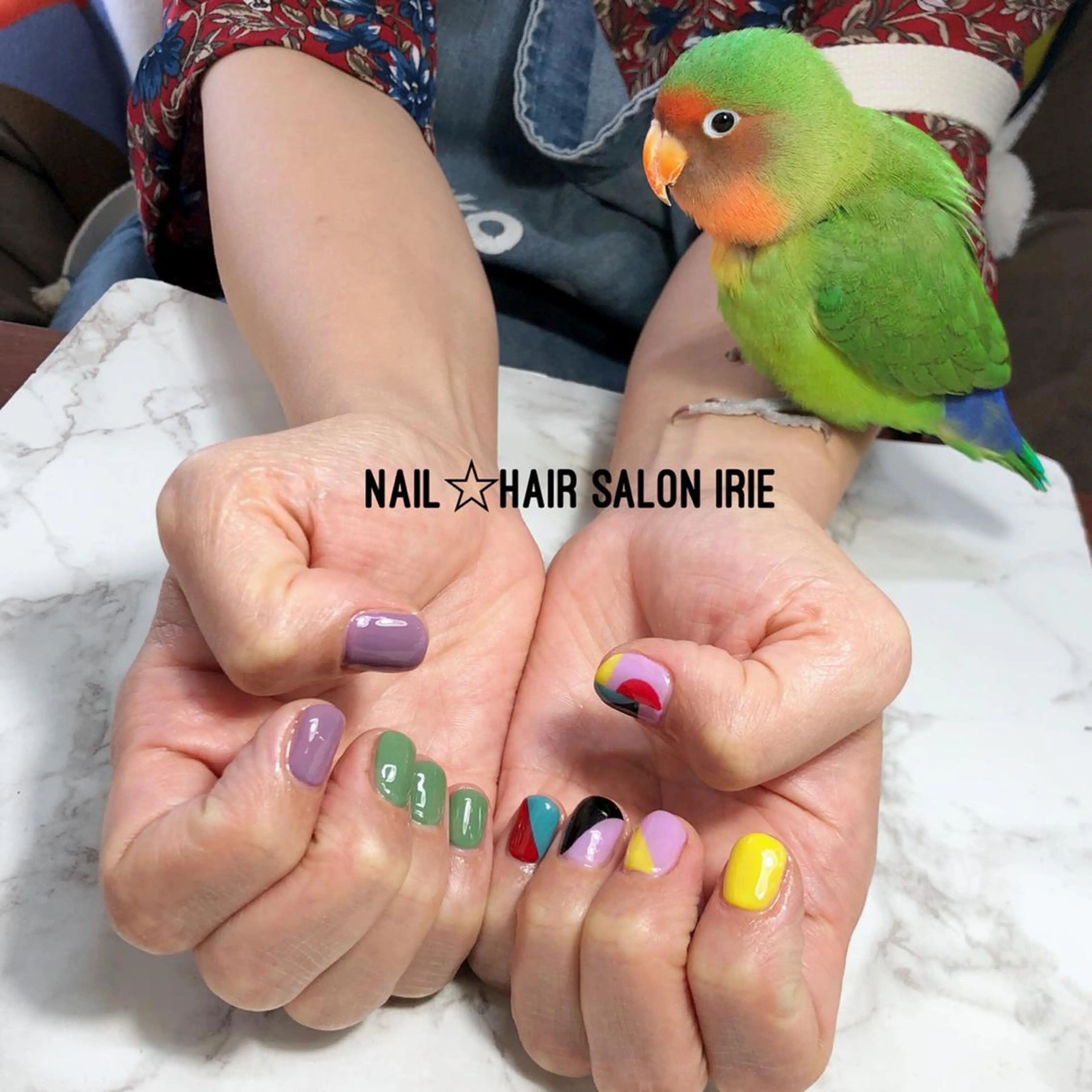 セミロング ネイル Hair salon Irie所属・與儀 知佳のネイルデザイン