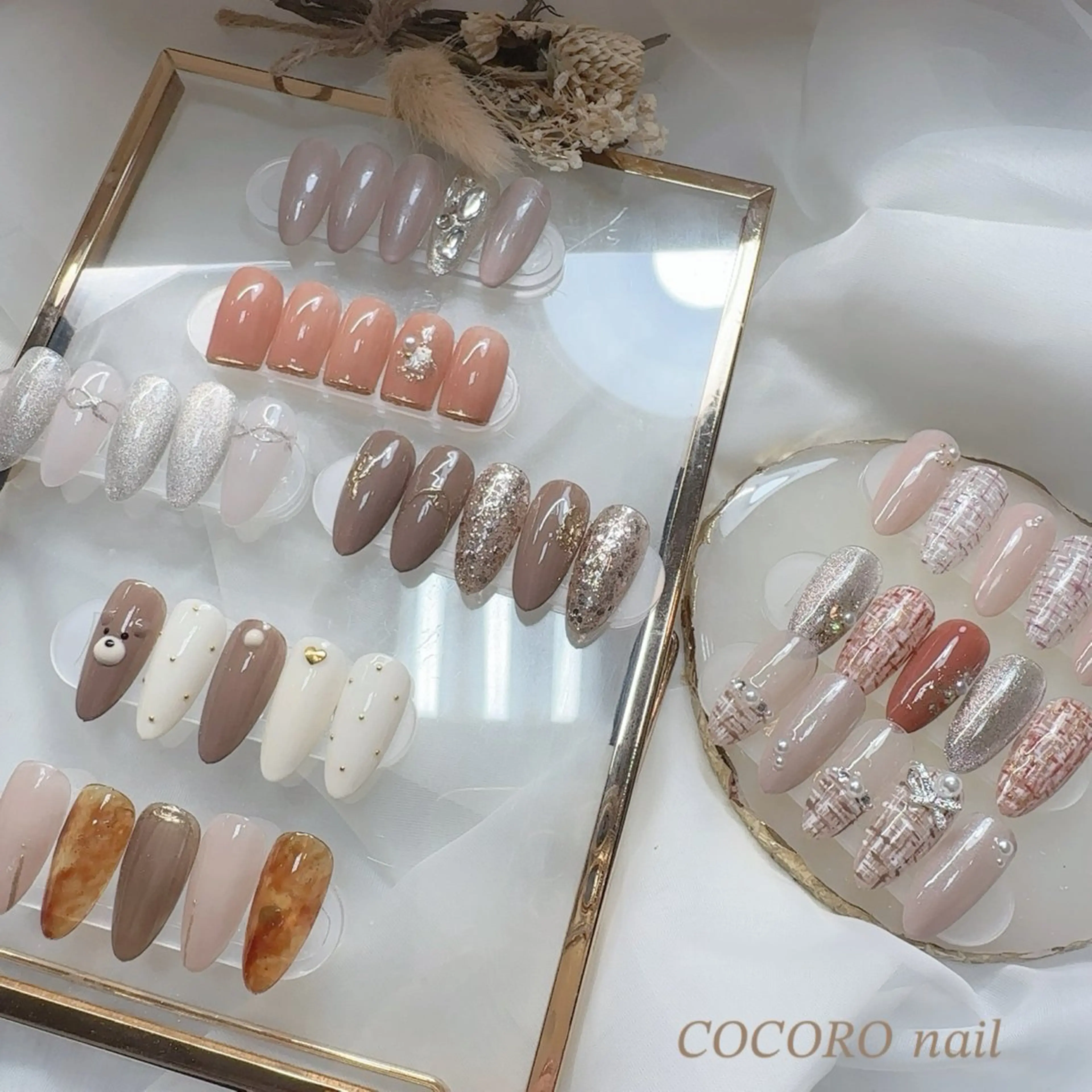 ネイル ハンドネイル ハンドケア AKI ♥︎のネイルデザイン