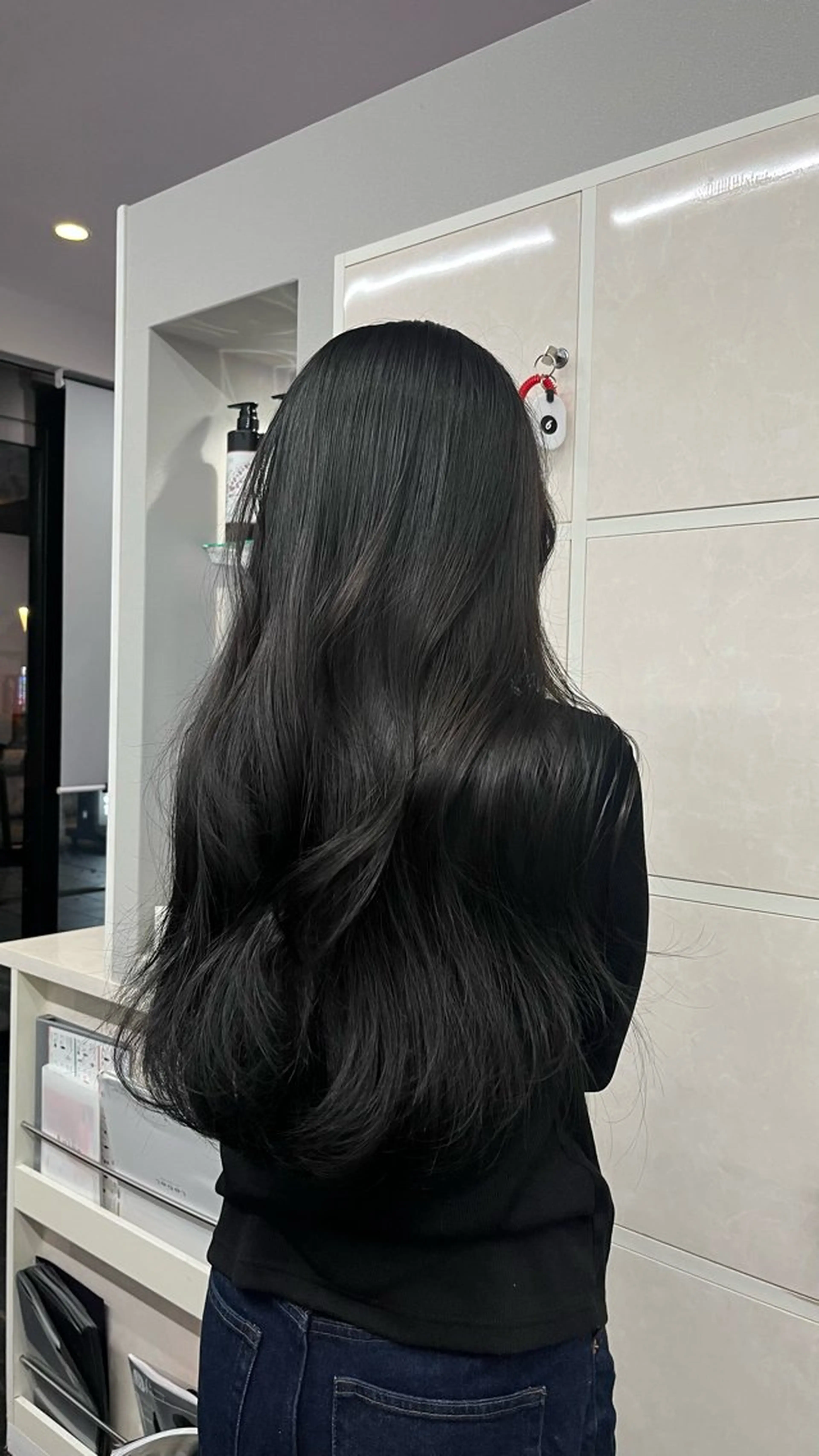 ロング BALE所属・祥華(さちか)／透 明感カラー／髪質改善のヘアスタイル