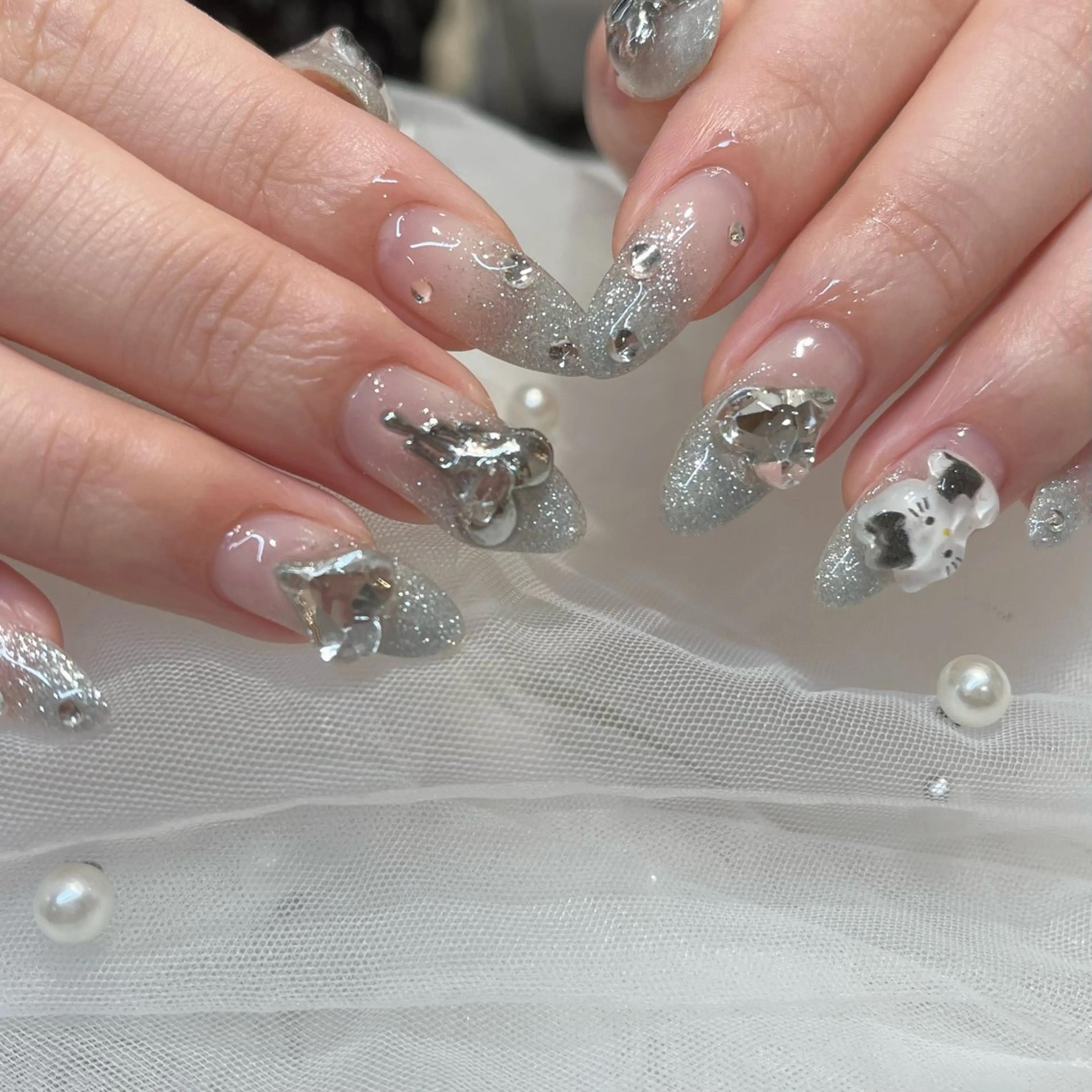 ネイル 持ち込み シンプルネイル ハンドネイル 内田 里穂のネイルデザイン