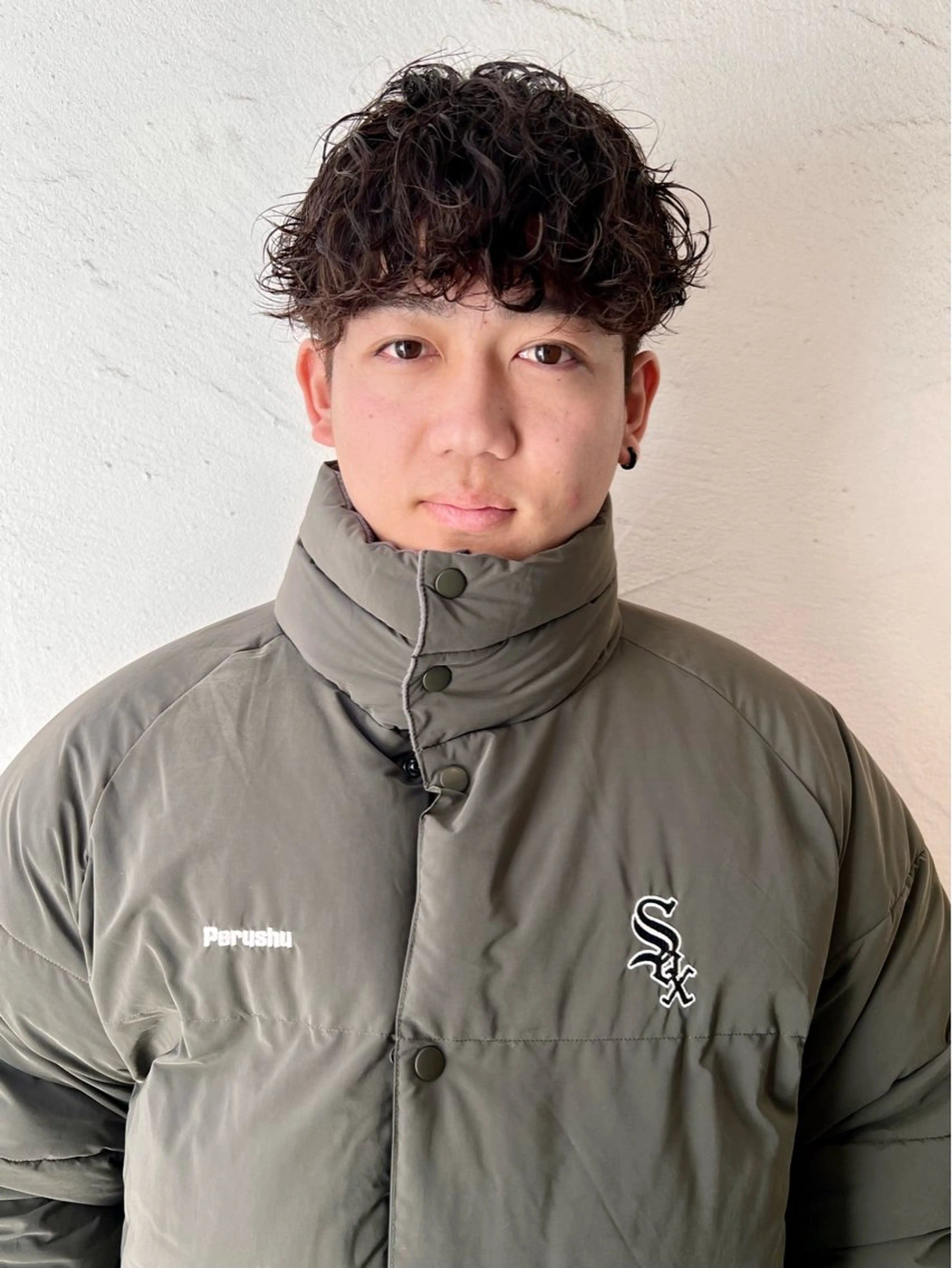 ショート パーマ メンズ メンズパーマ 波巻きパーマ runsuns所属・似合わせパーマ フェザーパーマ稲村のヘアスタイル