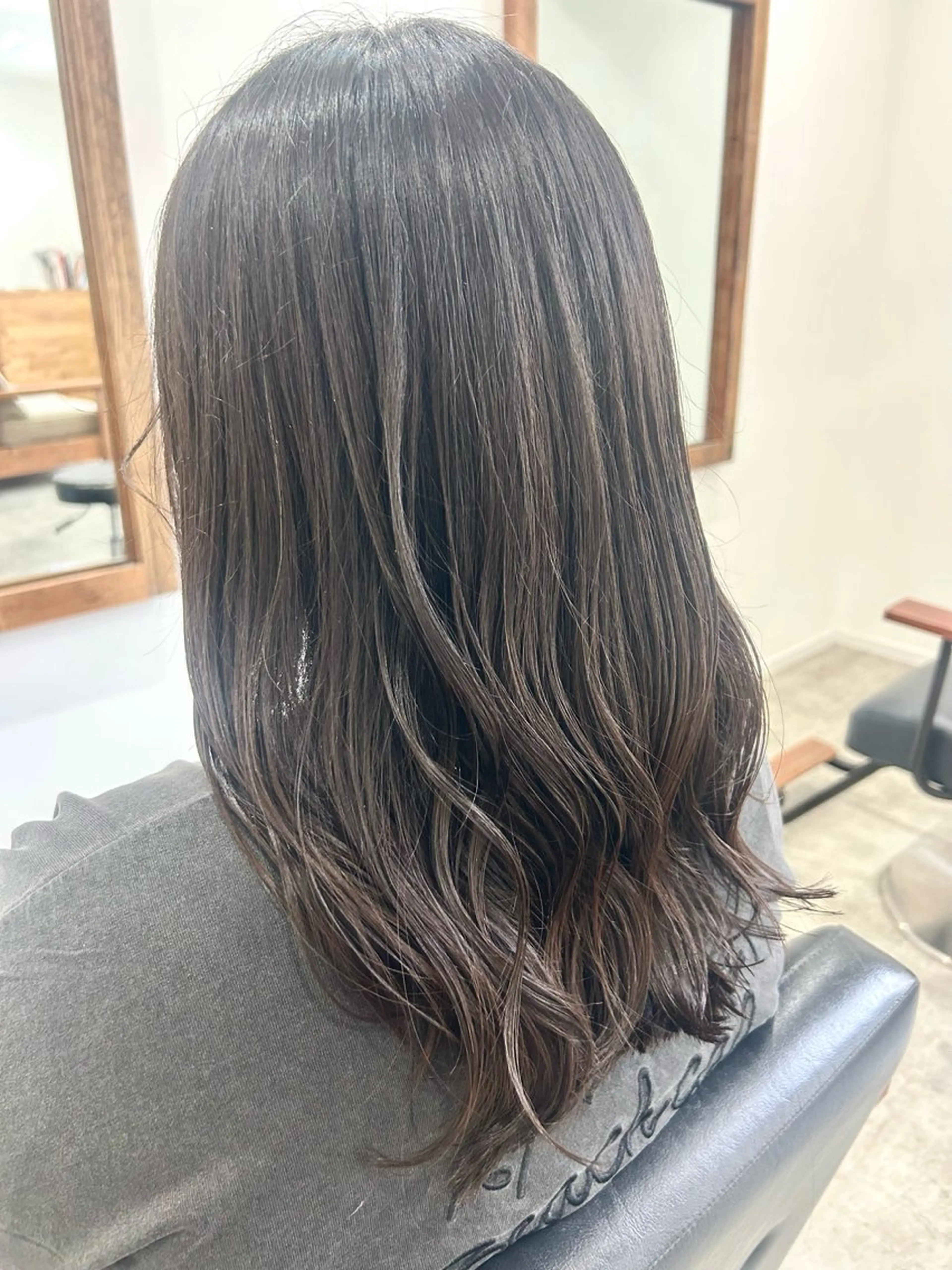 ロング カット SOL _桐山渚のヘアスタイル