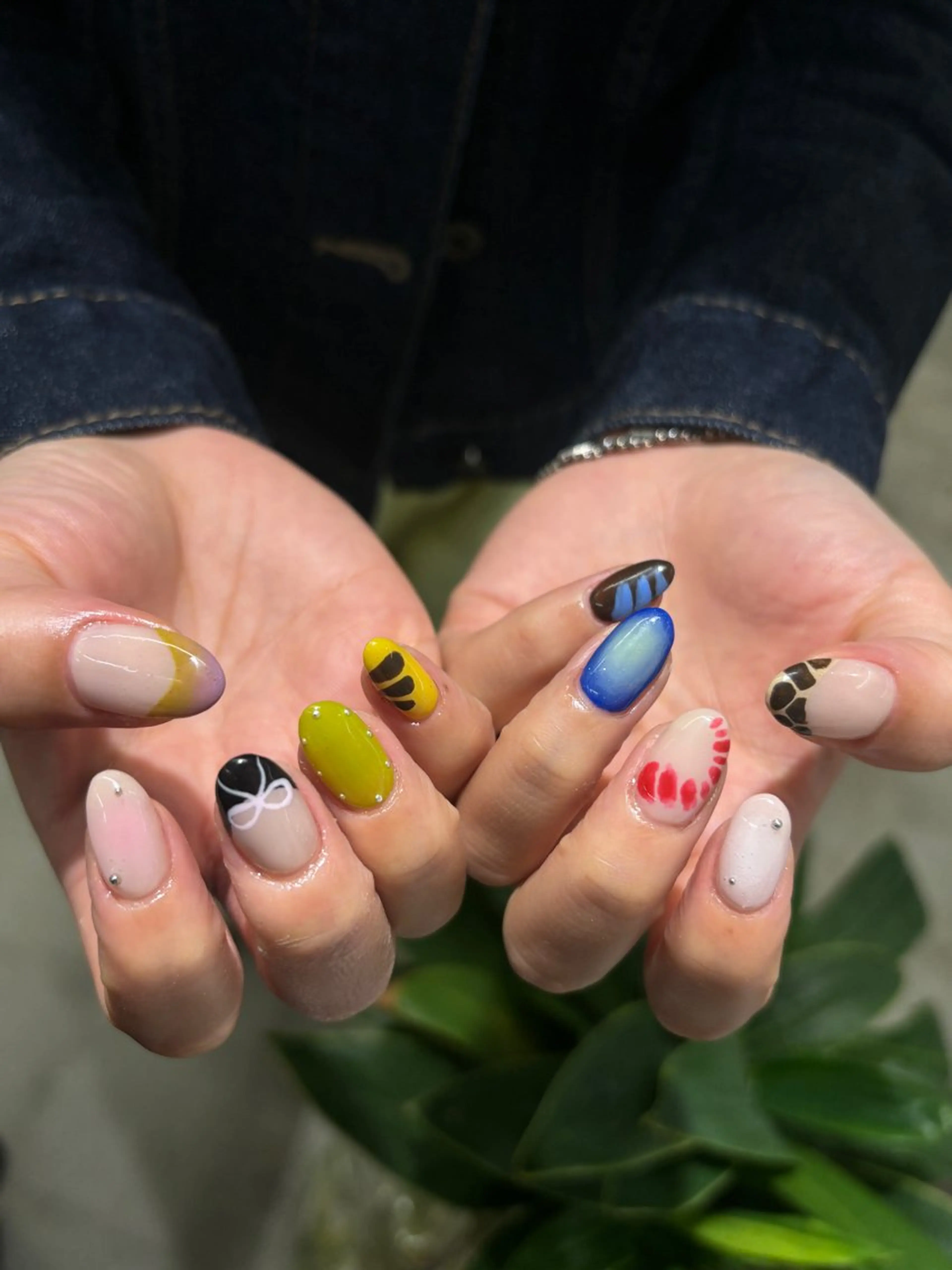 ネイル 持ち込み ハンドネイル sister  mohawk所属・chika ／ nailのネイルデザイン