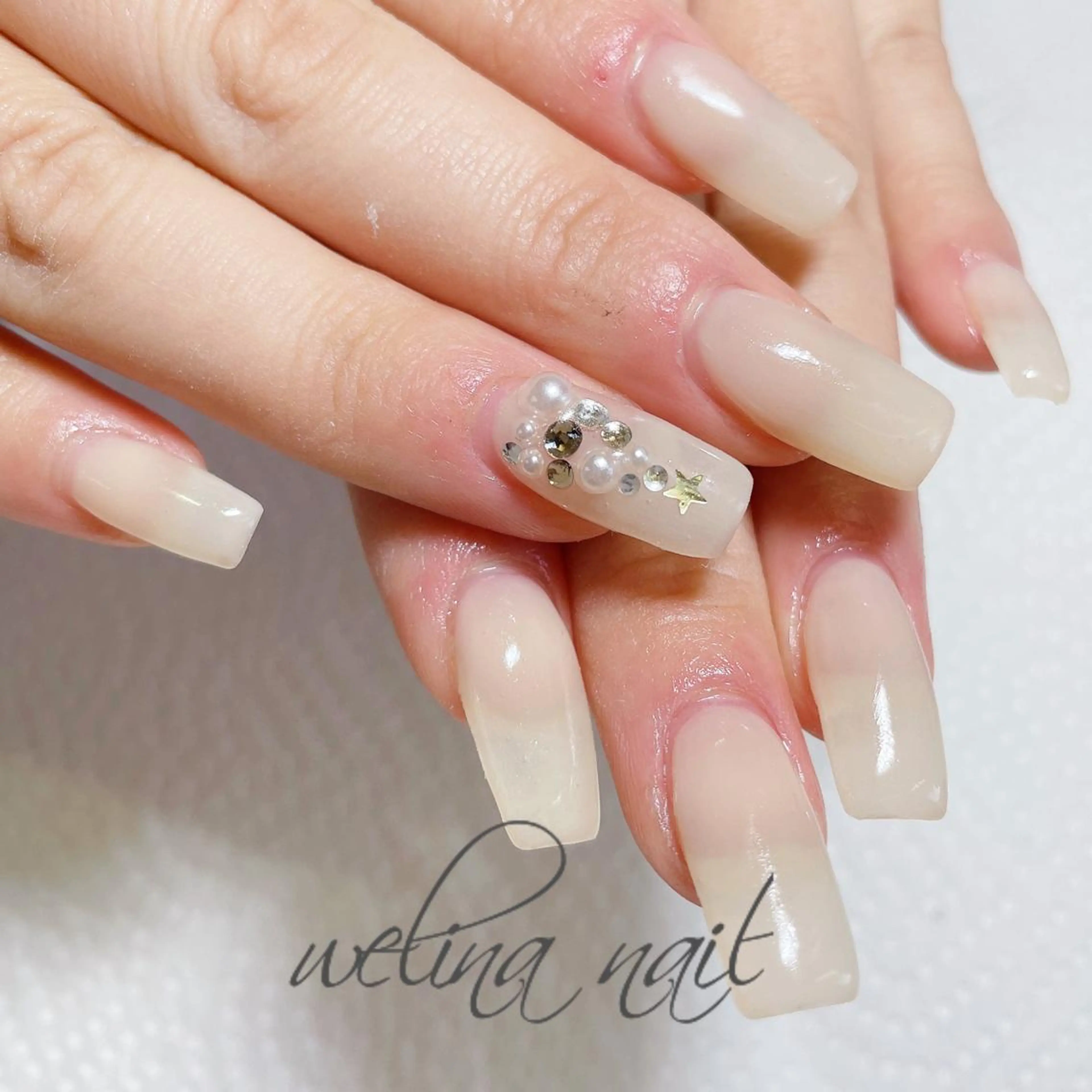 セミロング ハンドネイル WELINA nail salonのエステ・リラクイメージ