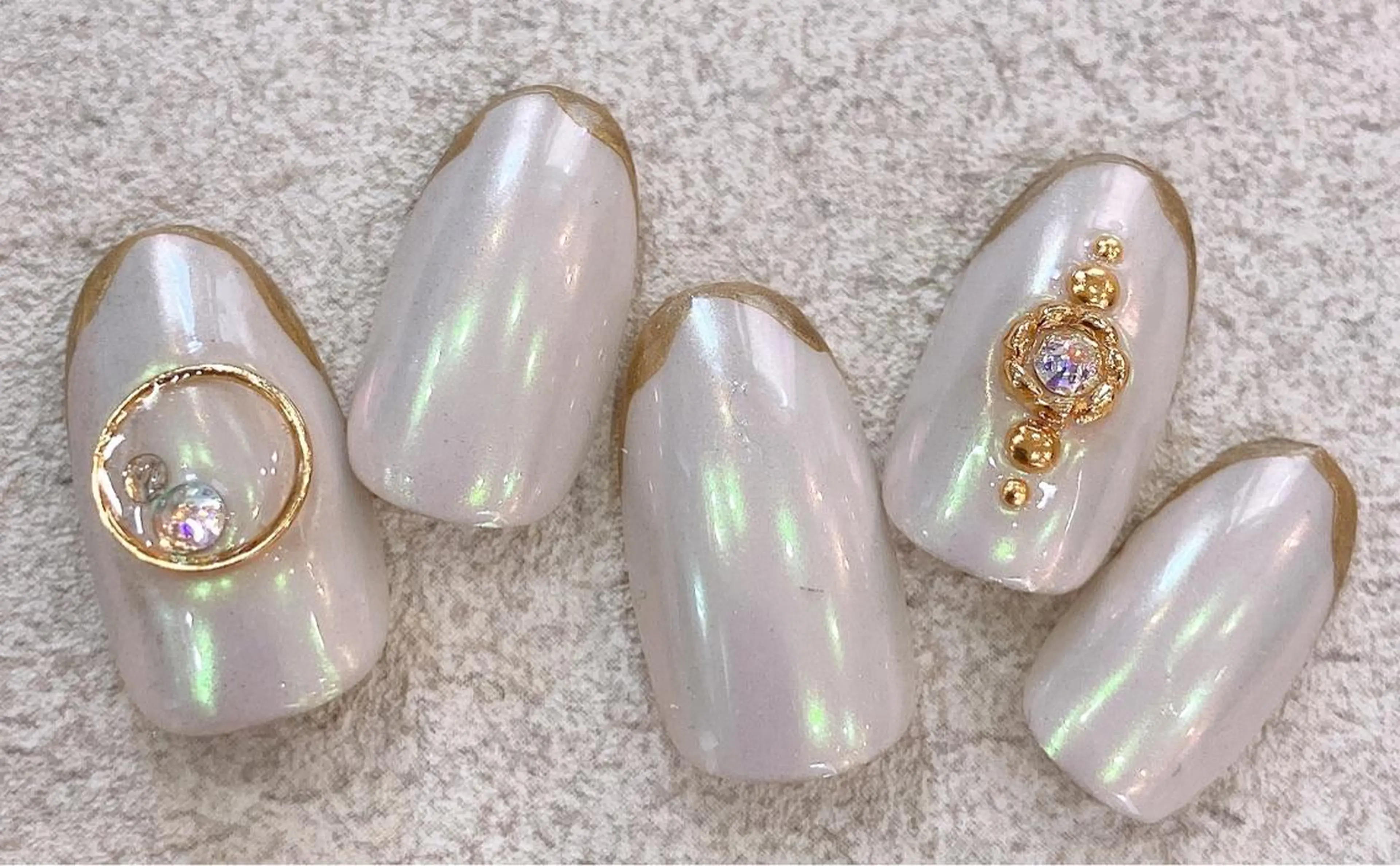 ネイル G's  nail所属・横浜本郷台駅 《G's nail》のネイルデザイン