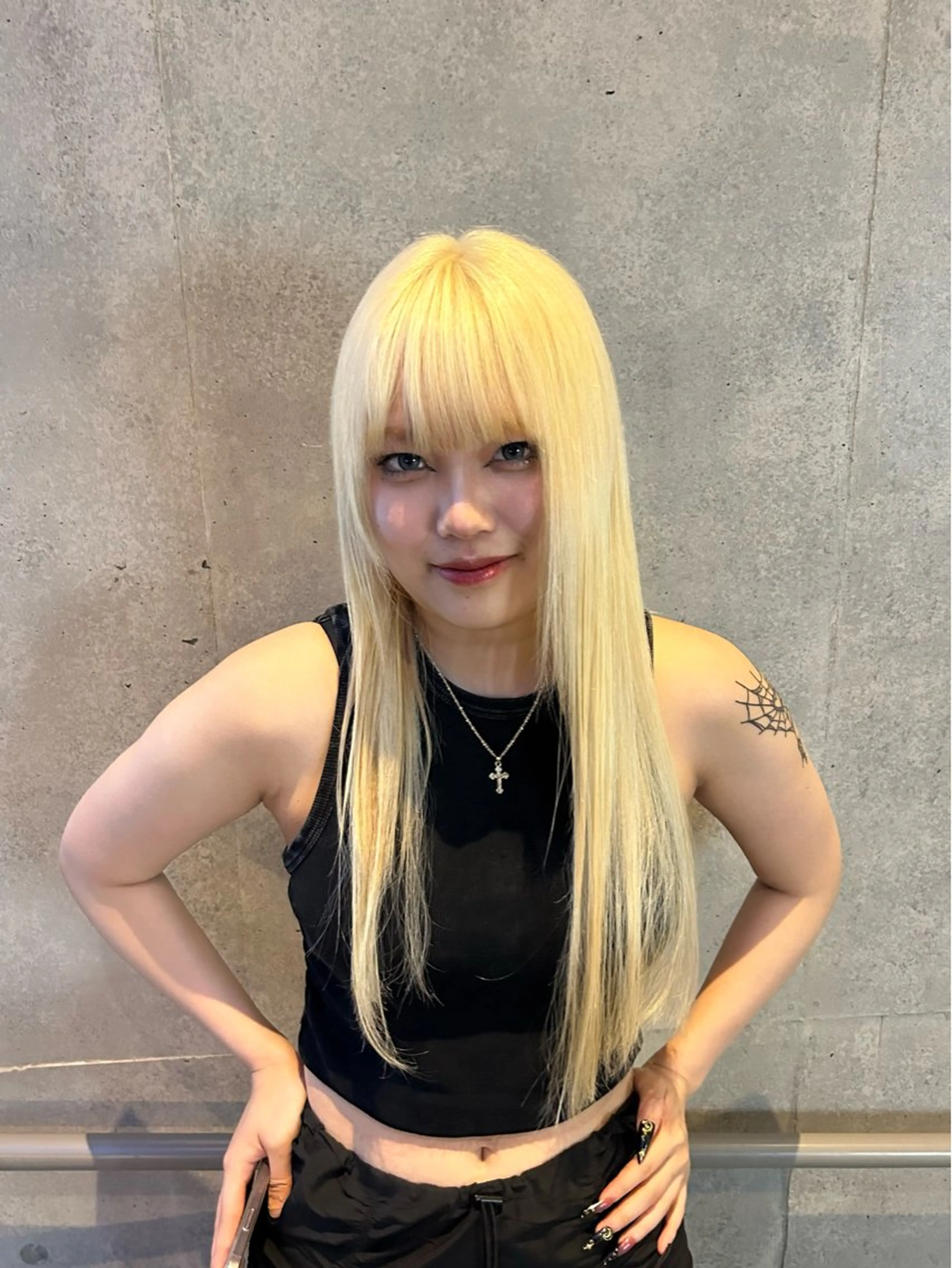ロング カラー ヘアカラー トリートメント kira🥀メンズ 縮毛矯正/ハイトーンのヘアスタイル