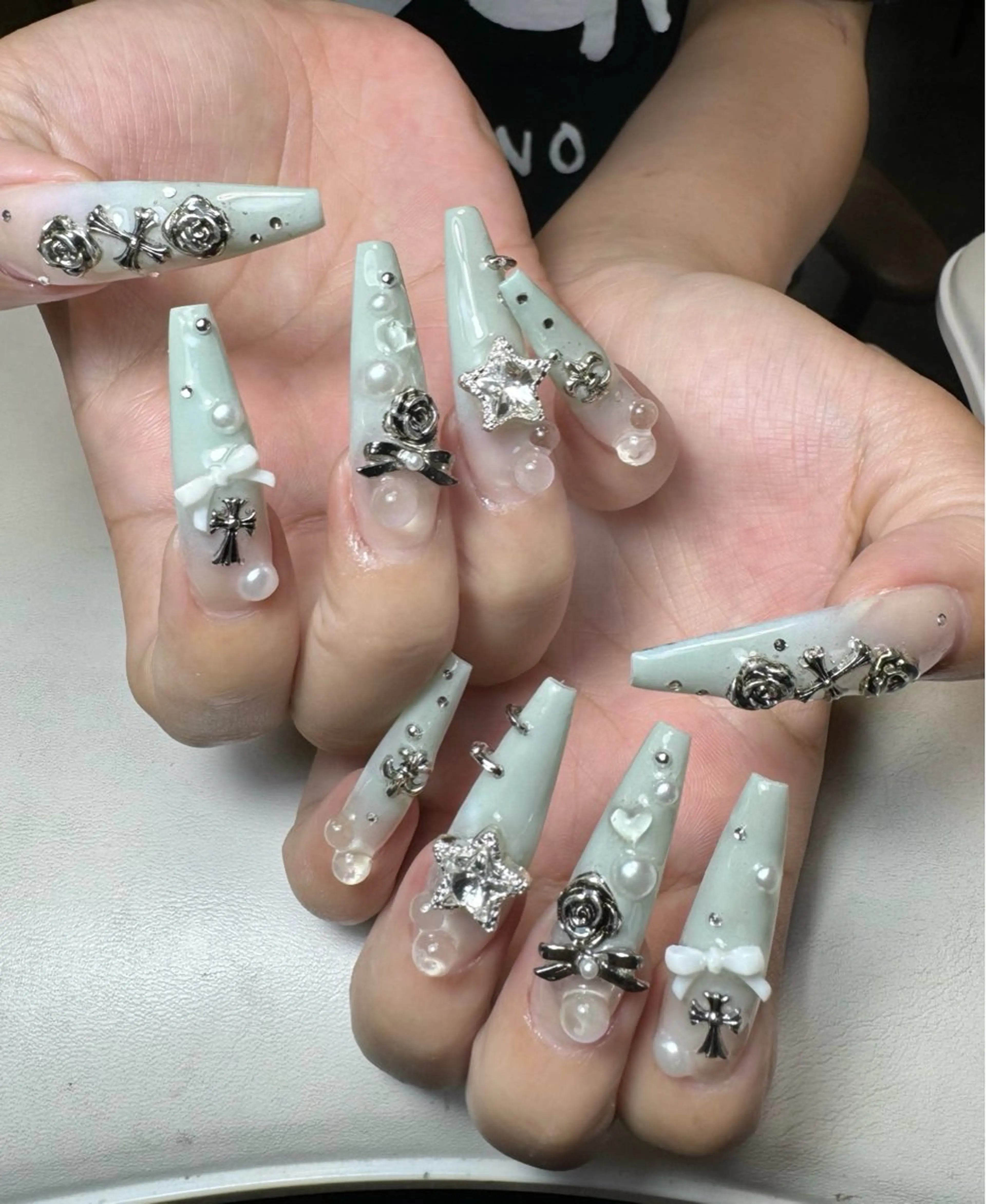ネイル ハンドネイル ain nailのネイルデザイン