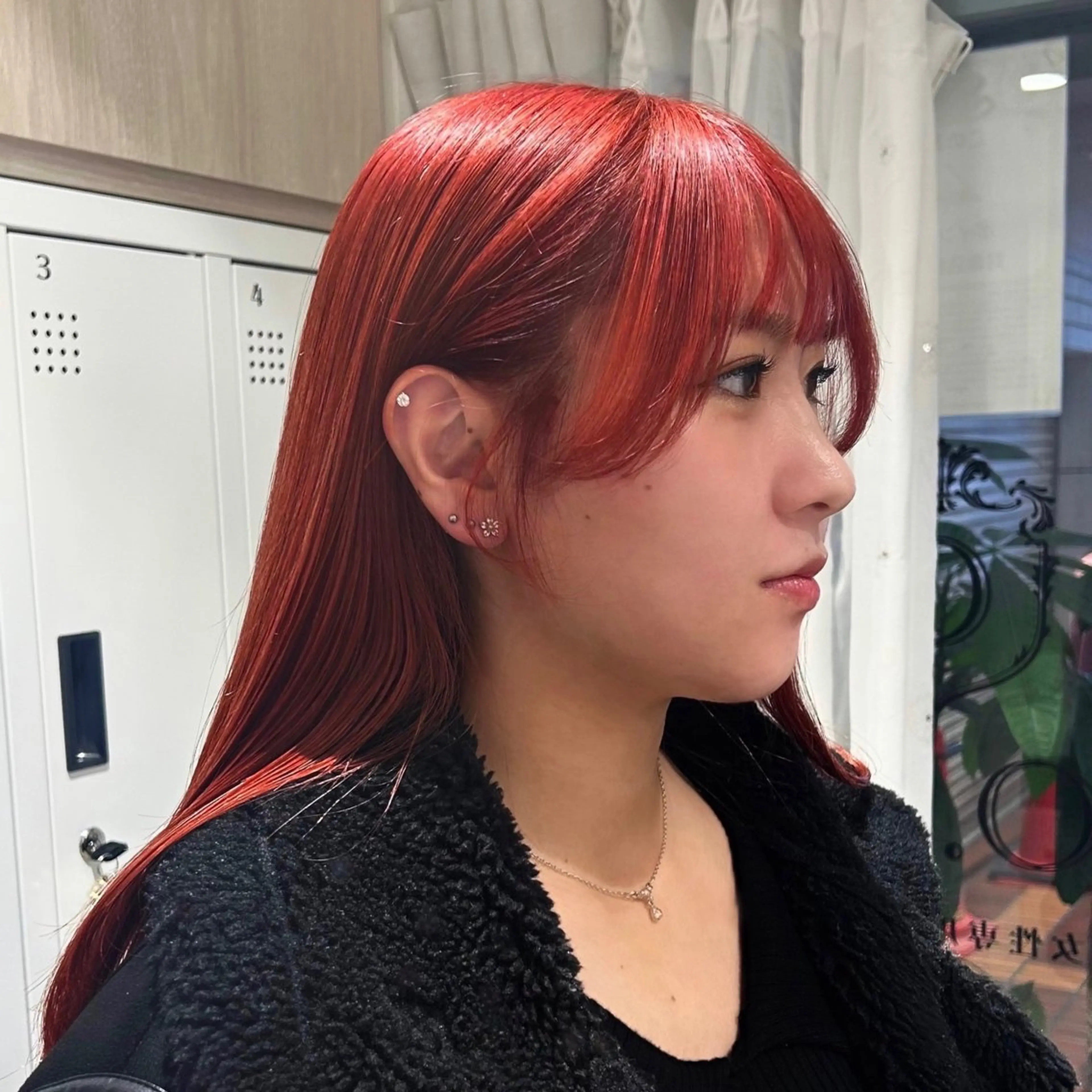 ロング カラー ブリーチ レッドカラー トリートメント トリートメント ヘッドスパ 🍓女性専用サロン/ こころ🍓のヘアスタイル