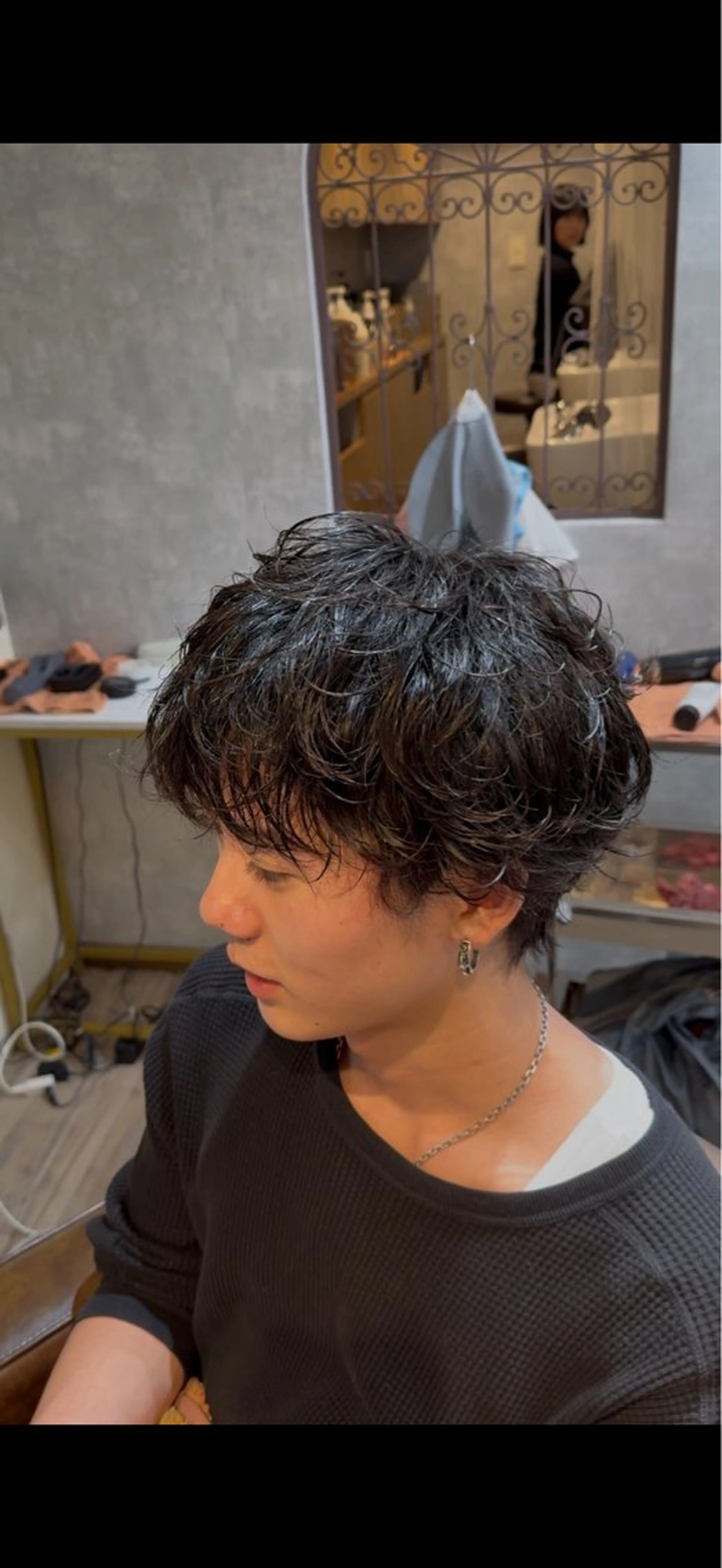 メンズ フェザーパーマ メンズパーマ パーマ Ly a jitto所属・〚Lyajitto〛 🤍Soraのヘアスタイル