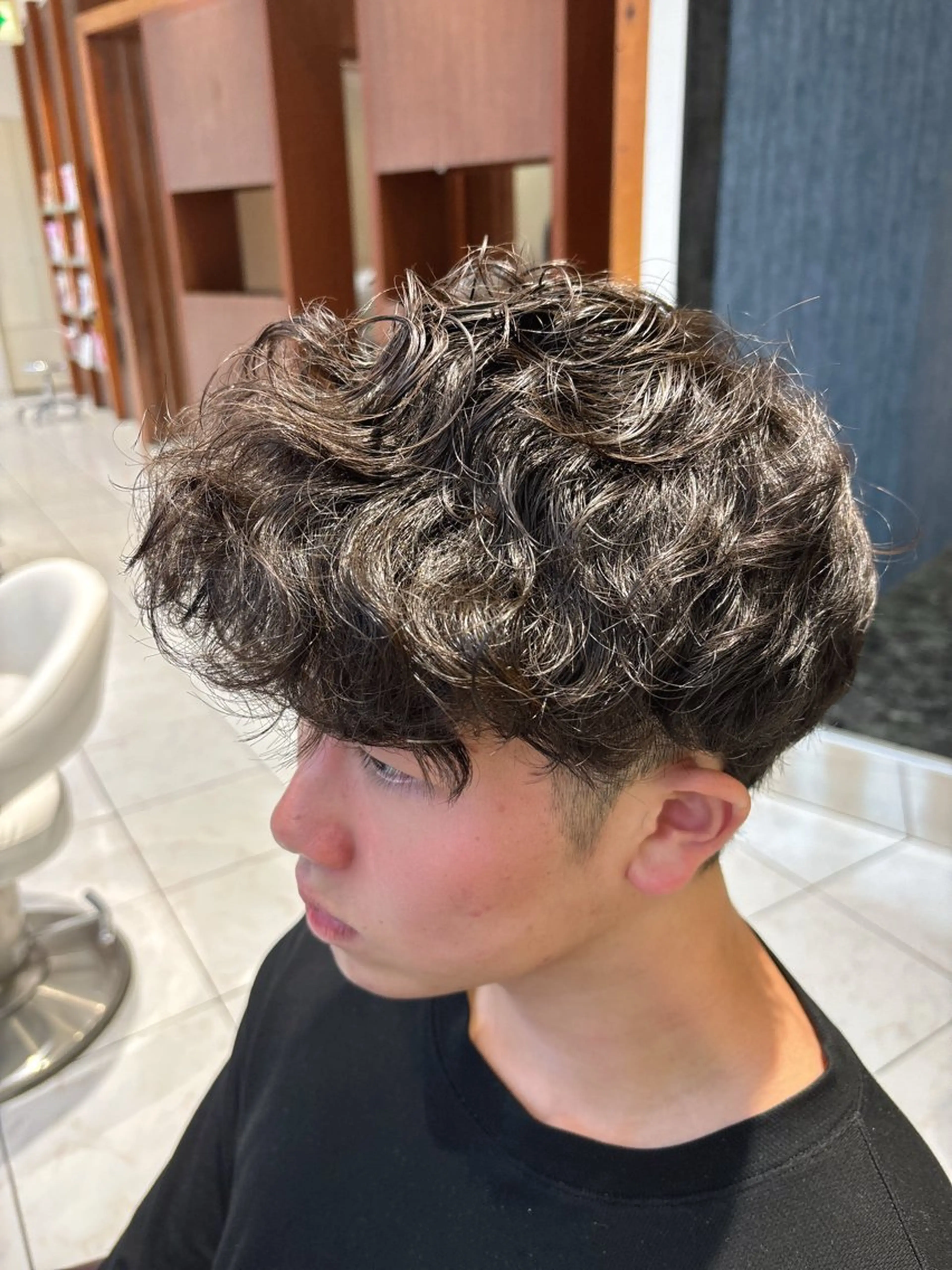 パーマ メンズ 篠田 綾乃のヘアスタイル