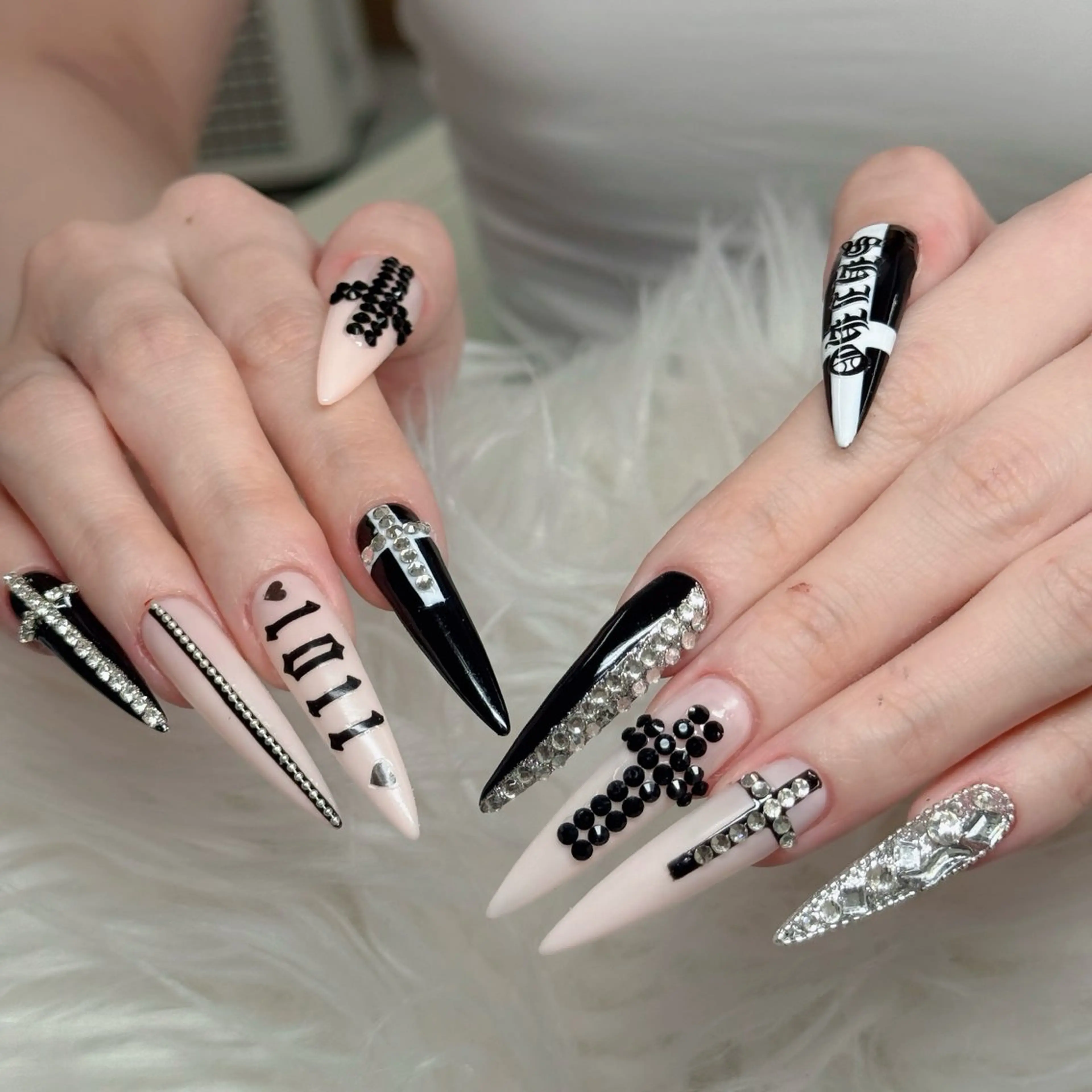 💅🏻EXTRA LONG 2XL チップ長さ出し10本＋アートやり・パーツつけ放題の写真