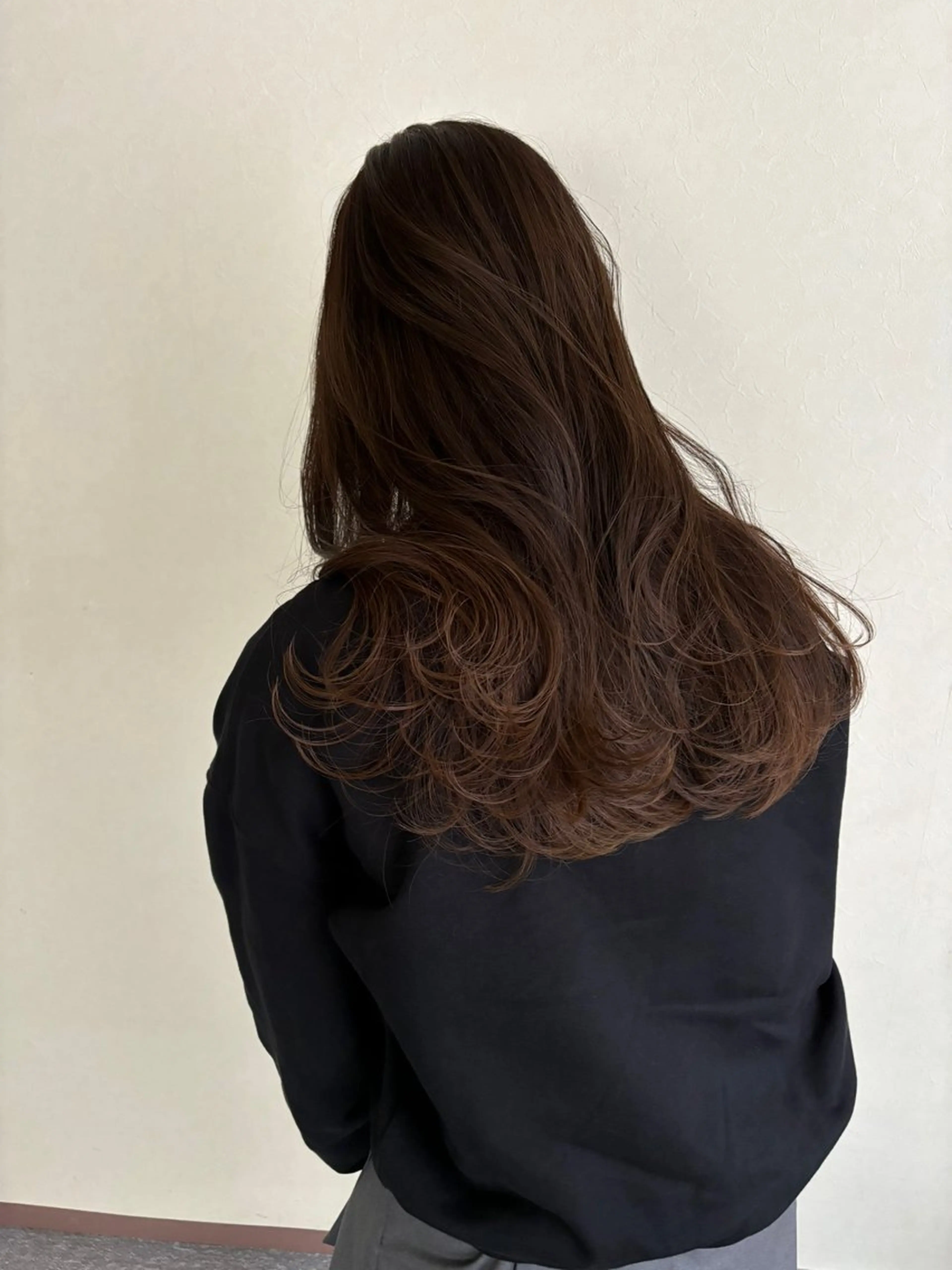 ロング カット ヘアカラー トリートメント レイヤーカット riToのヘアスタイル