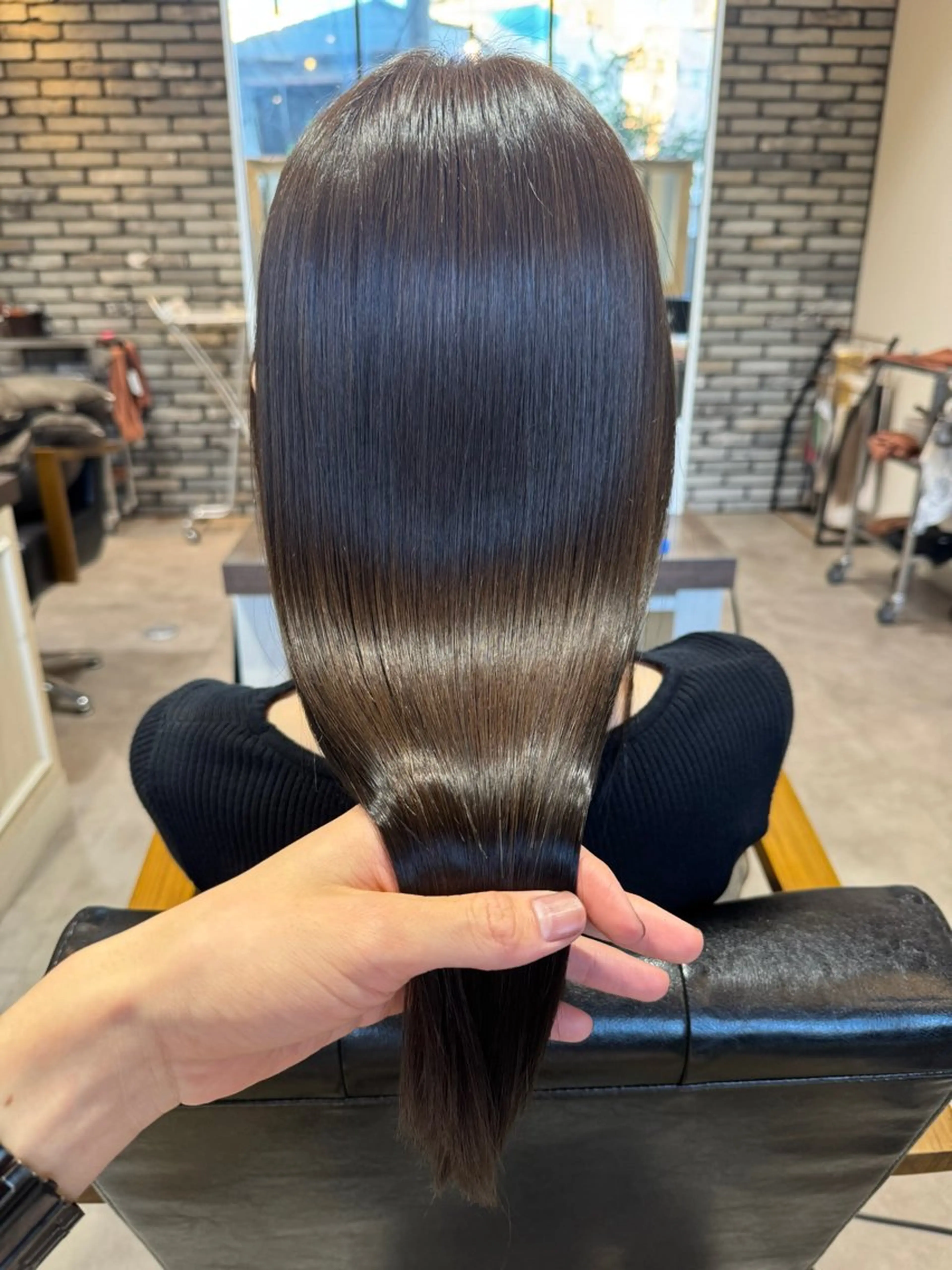 ロング カラー カット ヘアカラー トリートメント Uni.所属・地毛風ストレート/ 髪質改善/榎本流行のヘアスタイル