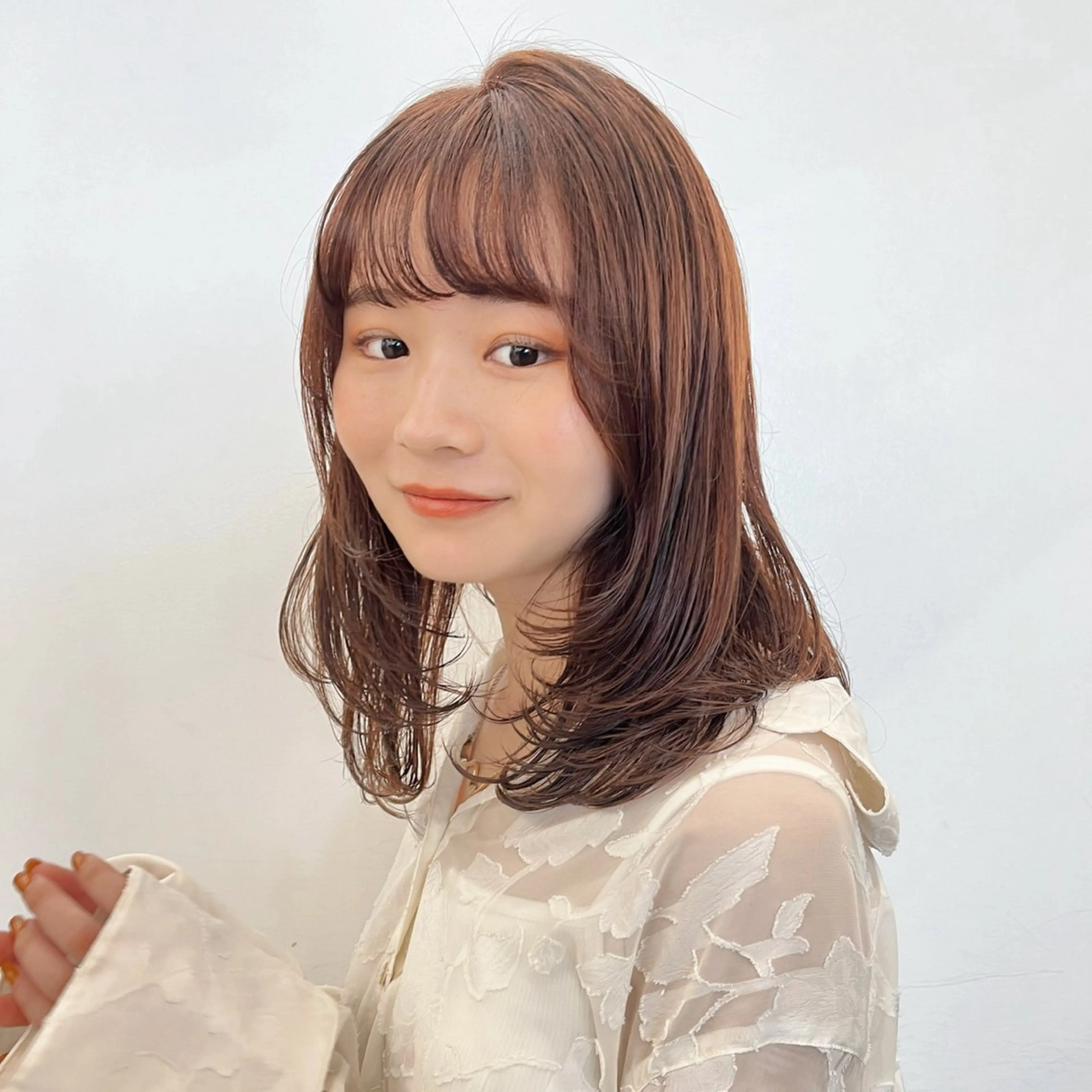 セミロング カラー ヘアアレンジ ブラウンカラー オレンジ オレンジブラウン 顔周りカット レイヤーカット カット ヘアカラー トリートメント 🌱ボブ/レイヤー/ ベージュ/あやみ✨のヘアスタイル