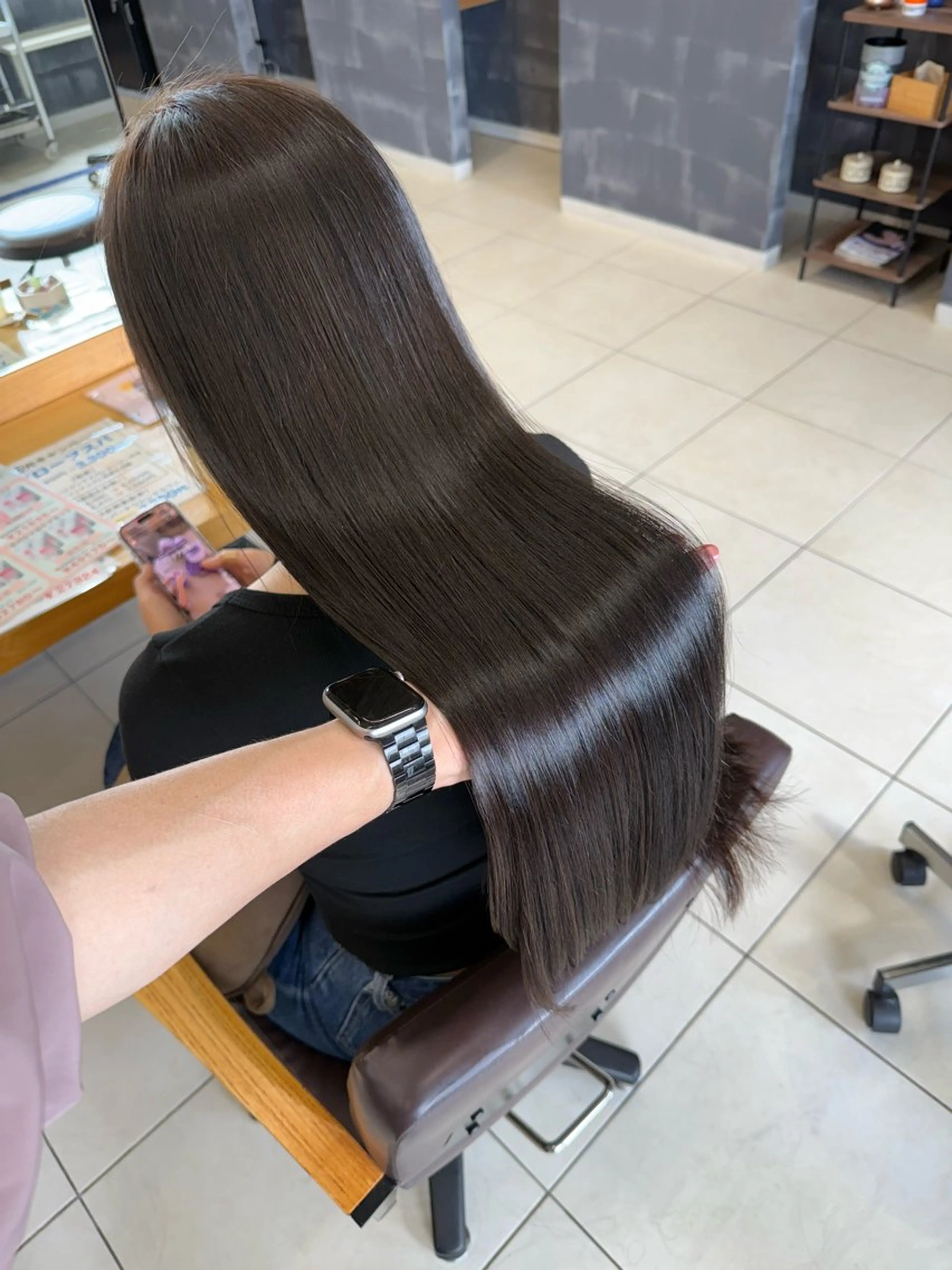 ロング カラー ヘアカラー トリートメント 🪼かえで🪼臼井 カラー/縮毛矯正のヘアスタイル