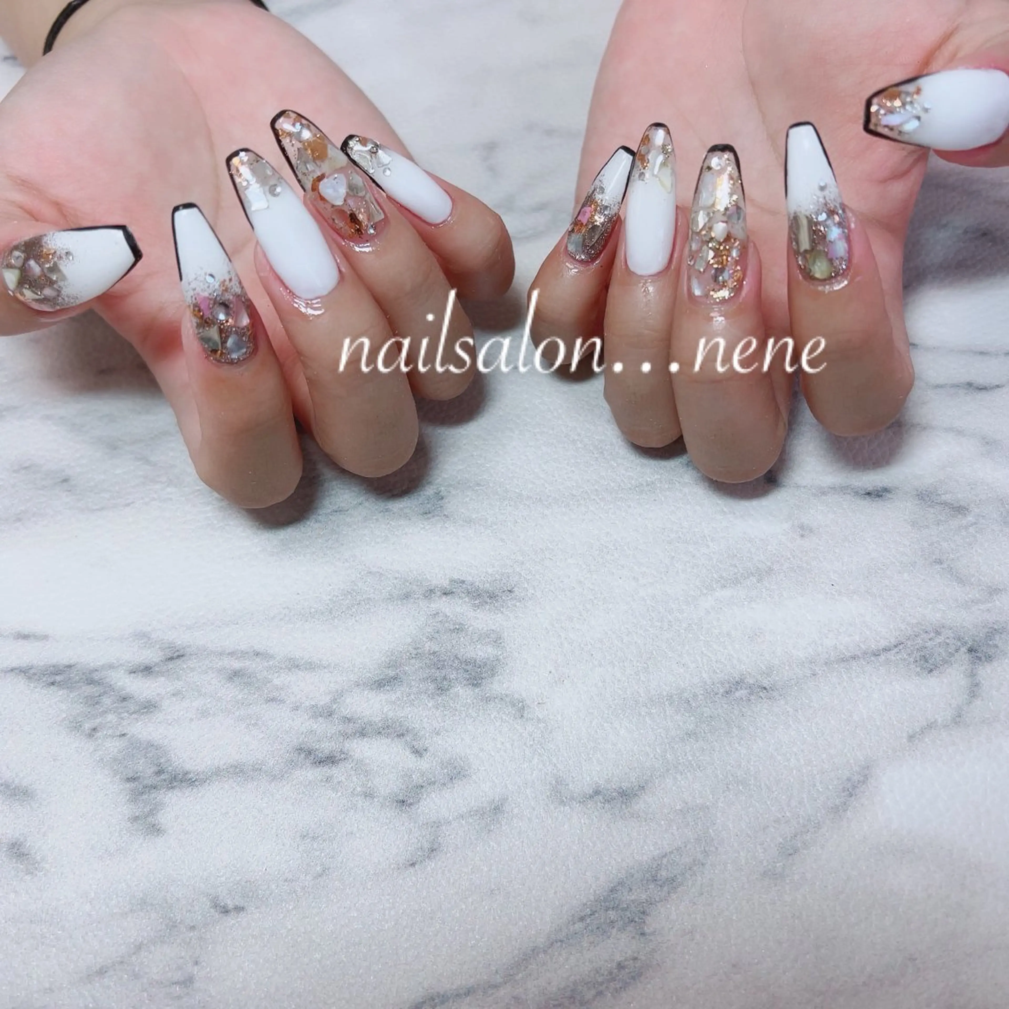 ネイル キラキラネイル nailsalon ...neneのネイルデザイン