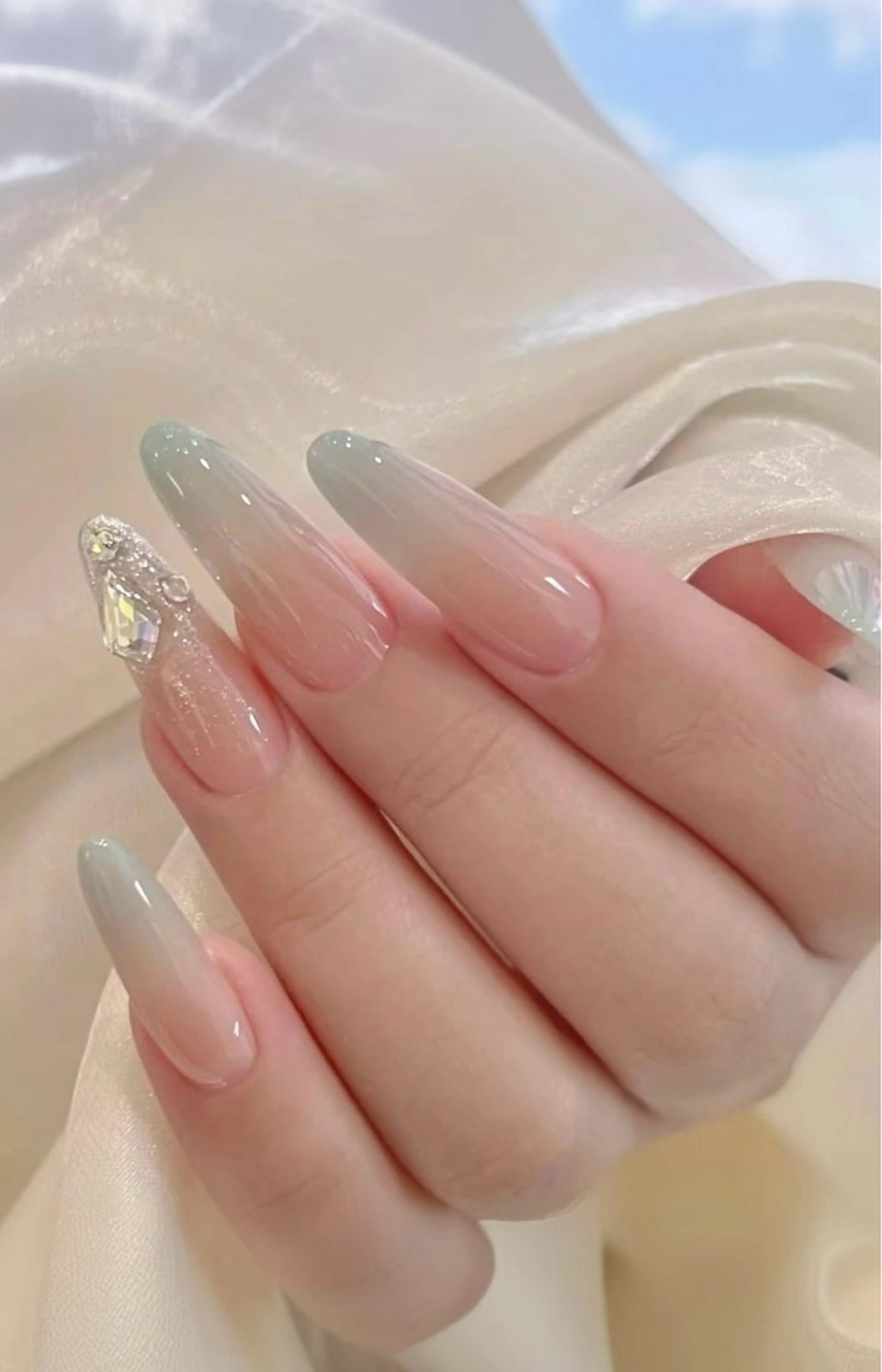 ネイル BIEL /ビエルネイル&まつ毛パーマ所属・中川 智惠のネイルデザイン