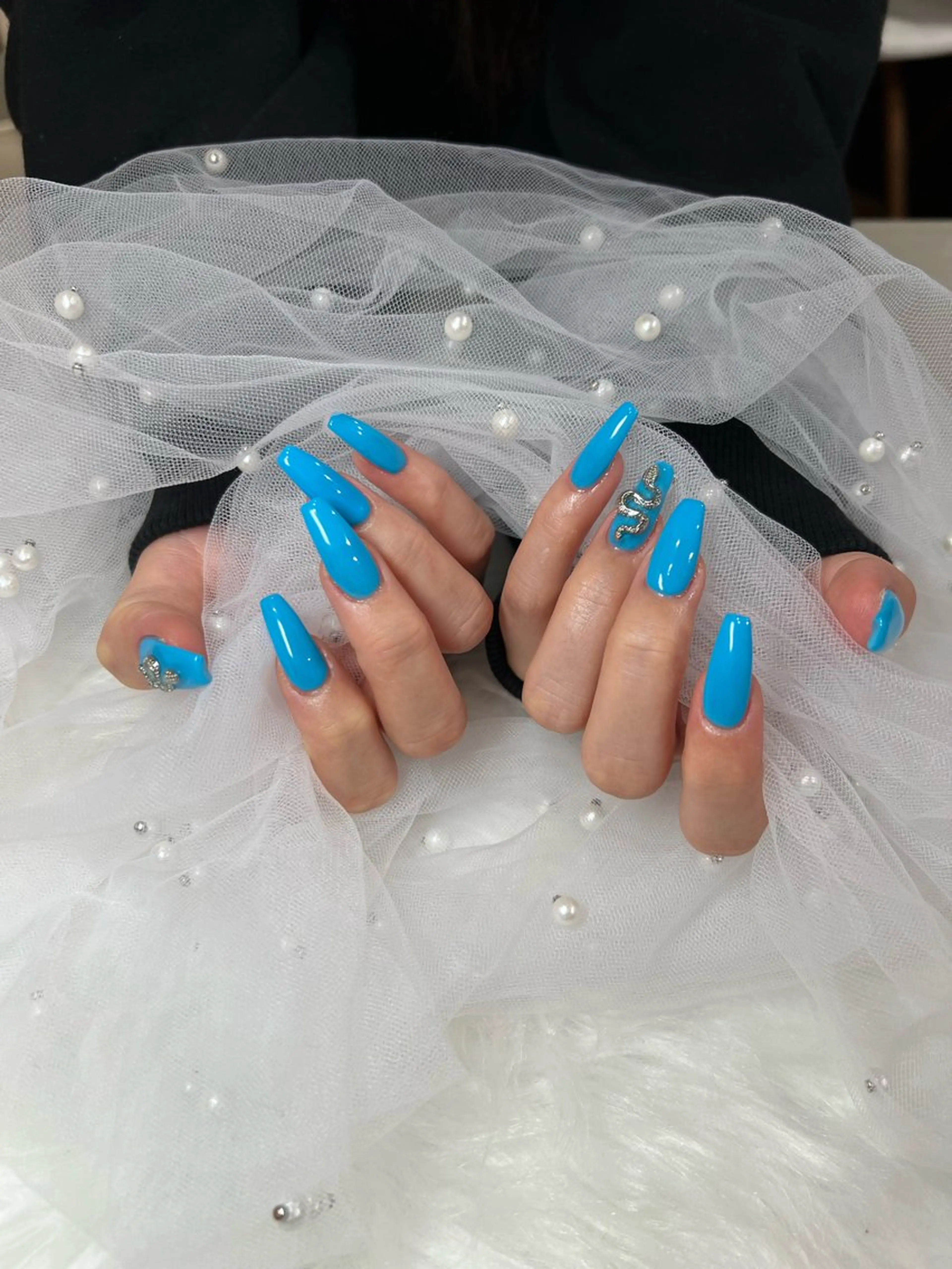 ネイル ハンドネイル zir  nail 🕊️💗RIOのネイルデザイン