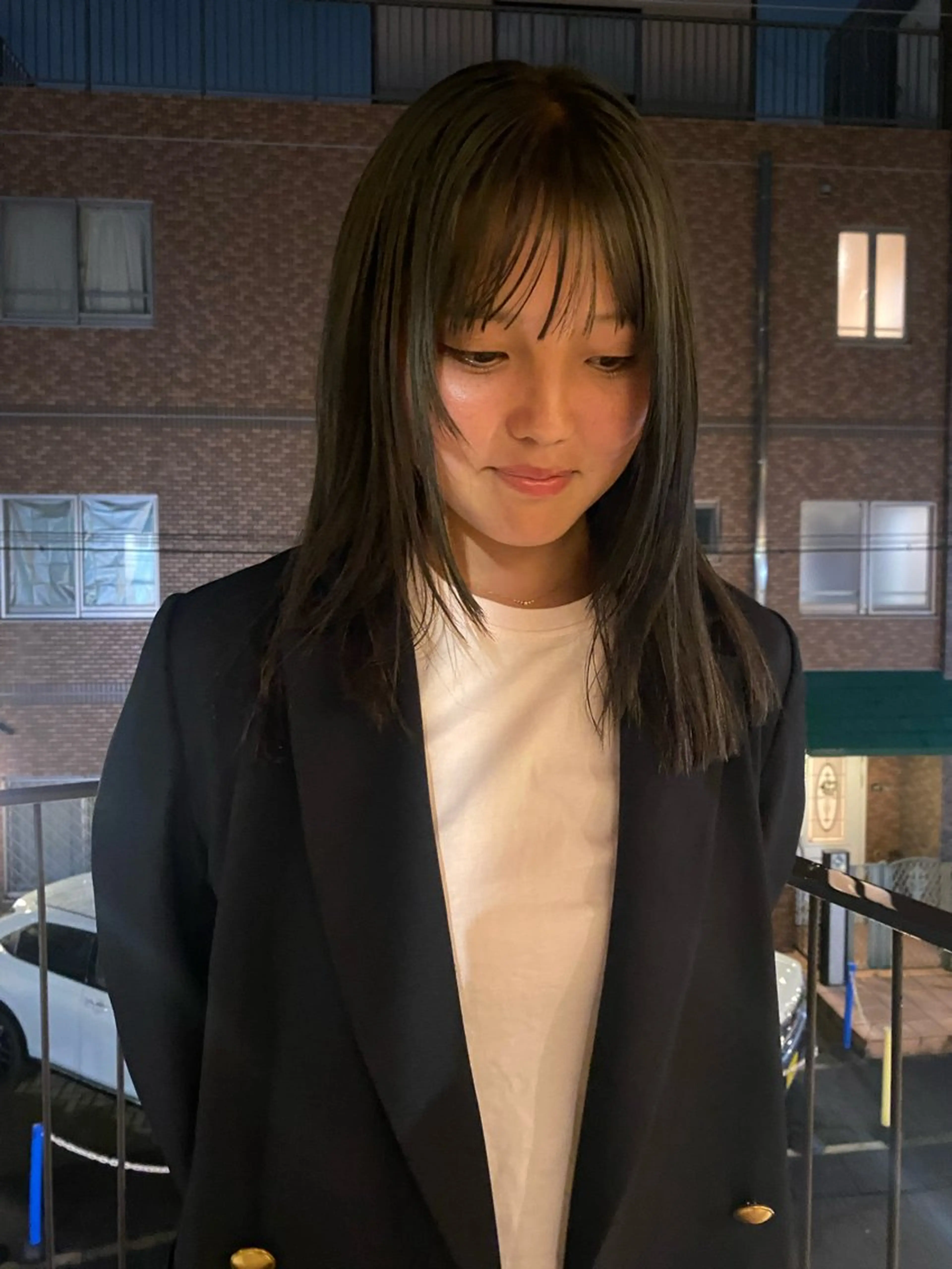 セミロング ヘアカラー トリートメント YUUK I/レイヤーのヘアスタイル