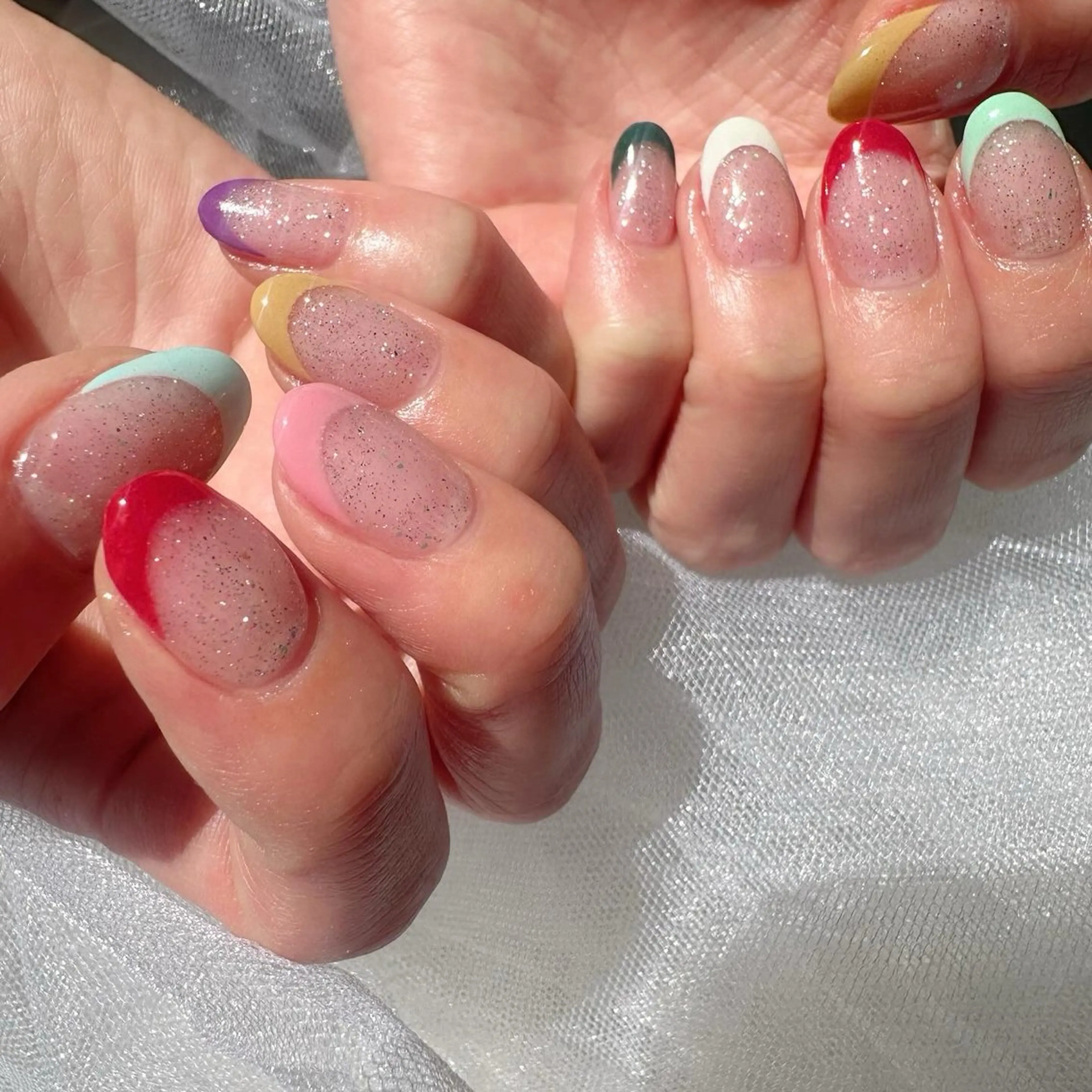 ネイル フラッシュネイル フレンチネイル 氷ネイル・うるうるネイル 韓国ネイル ラメ(グリッター) 🪞KAPE NAIL 🪞のネイルデザイン