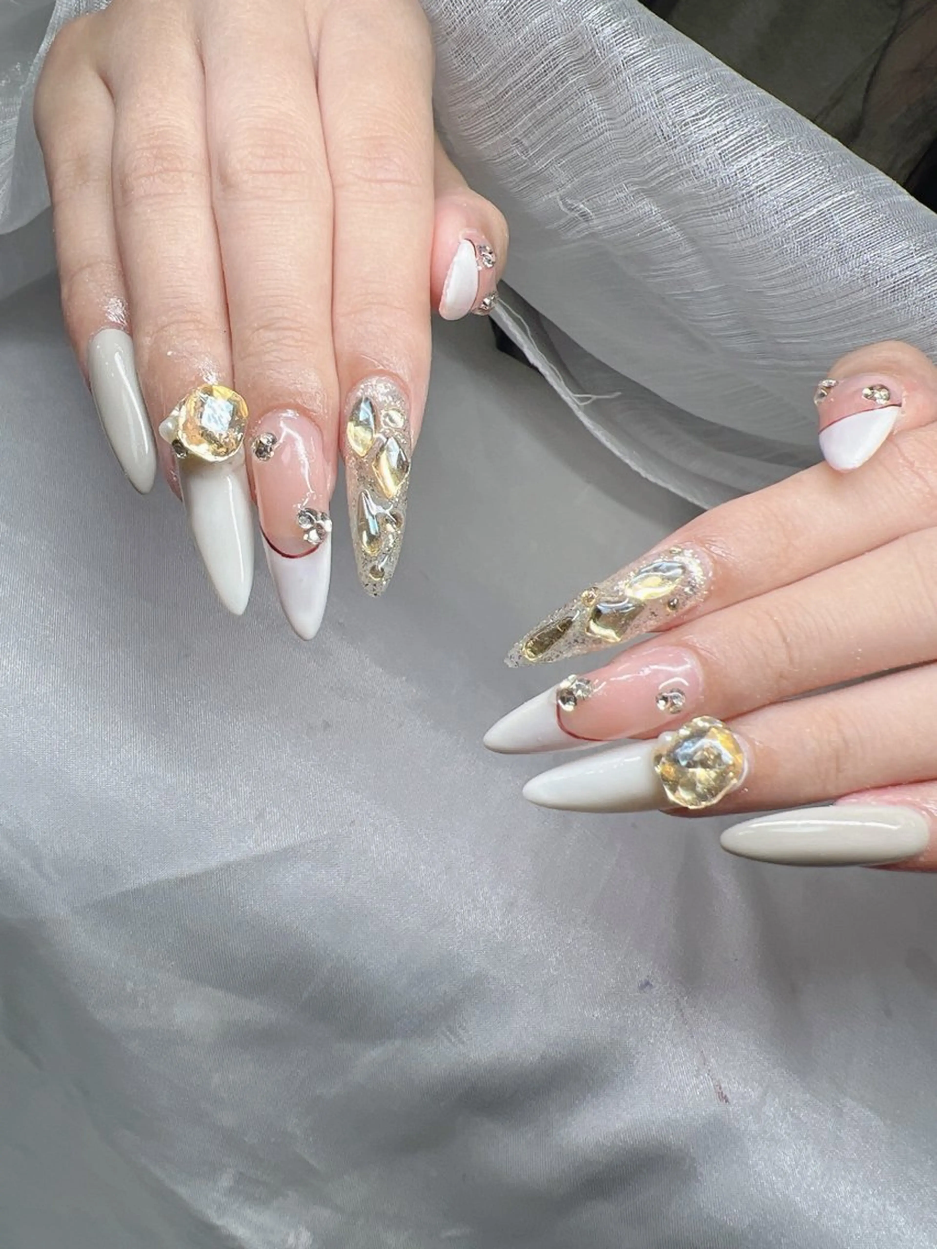 ネイル 長さ出し グラデーション 卒業式 キラキラネイル マグネットネイル ハンドネイル Lee Nailsのネイルデザイン